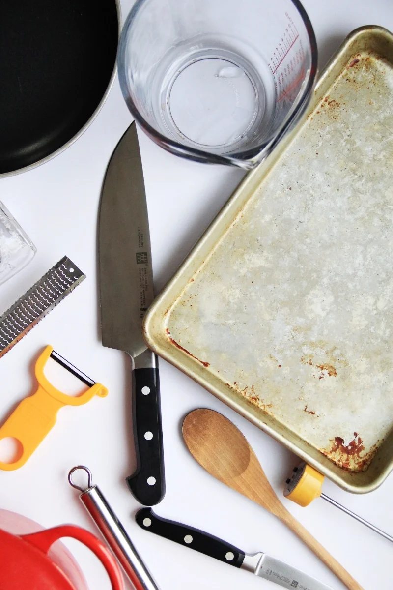 https://images.squarespace-cdn.com/content/v1/55c665f1e4b0960d6d1c9969/1518697782827-FOS7IPWWIPIOYALLQRBZ/The%2Bkitchen%2Btools%2BI%2Blove%2Band%2Buse%2Bthe%2Bmost%2B-%2BThe%2BPastiche