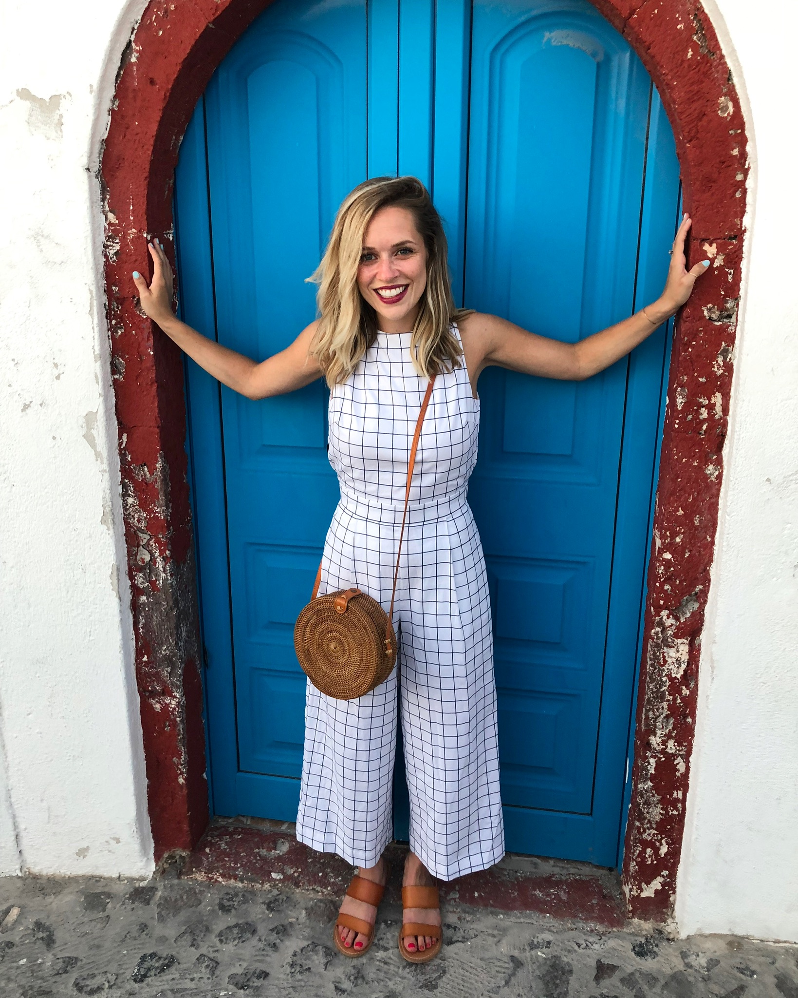 Happy as a clam, exploring