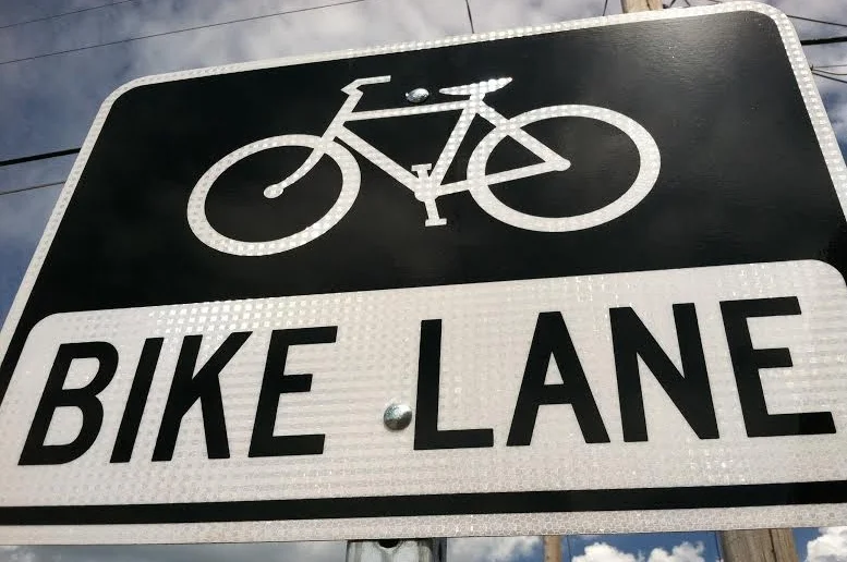 bike-lane-sign-cu.jpg