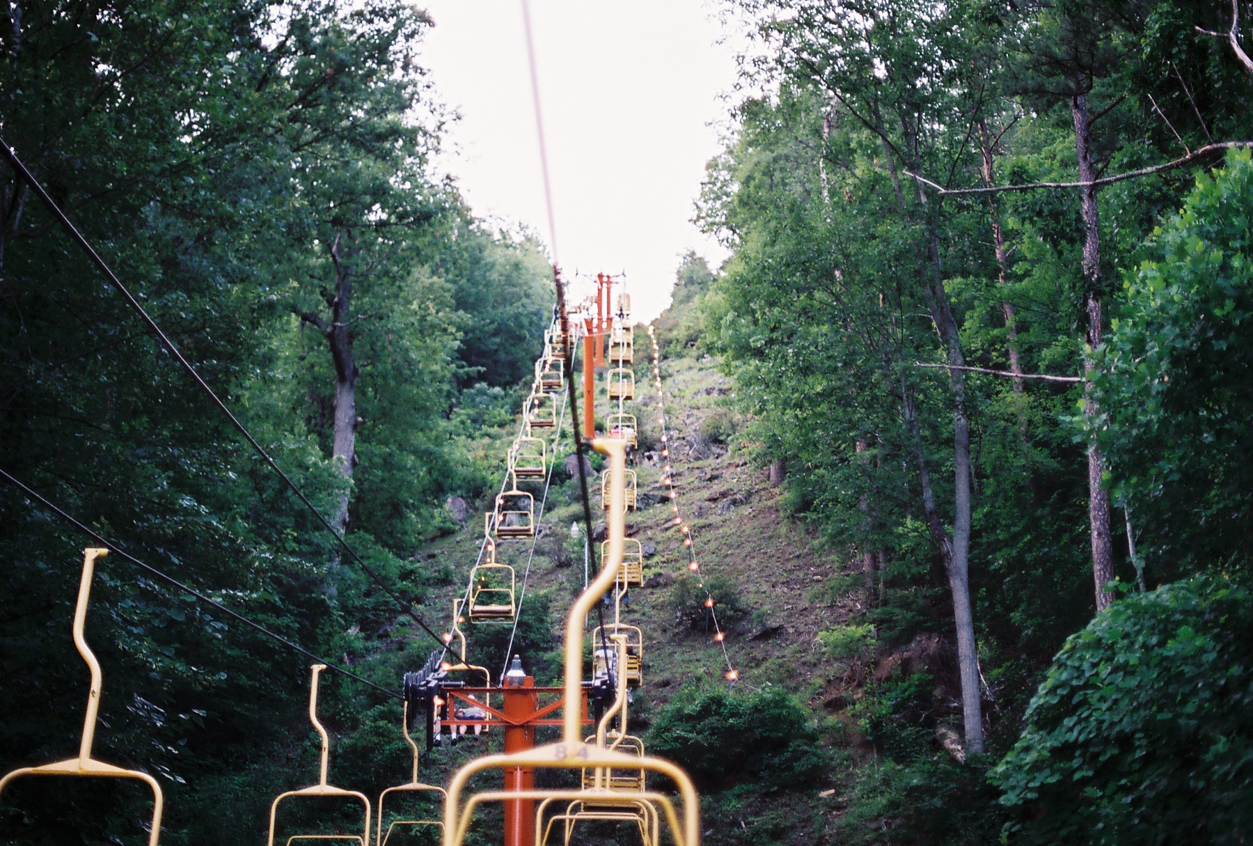 R1-04295-0007.jpg