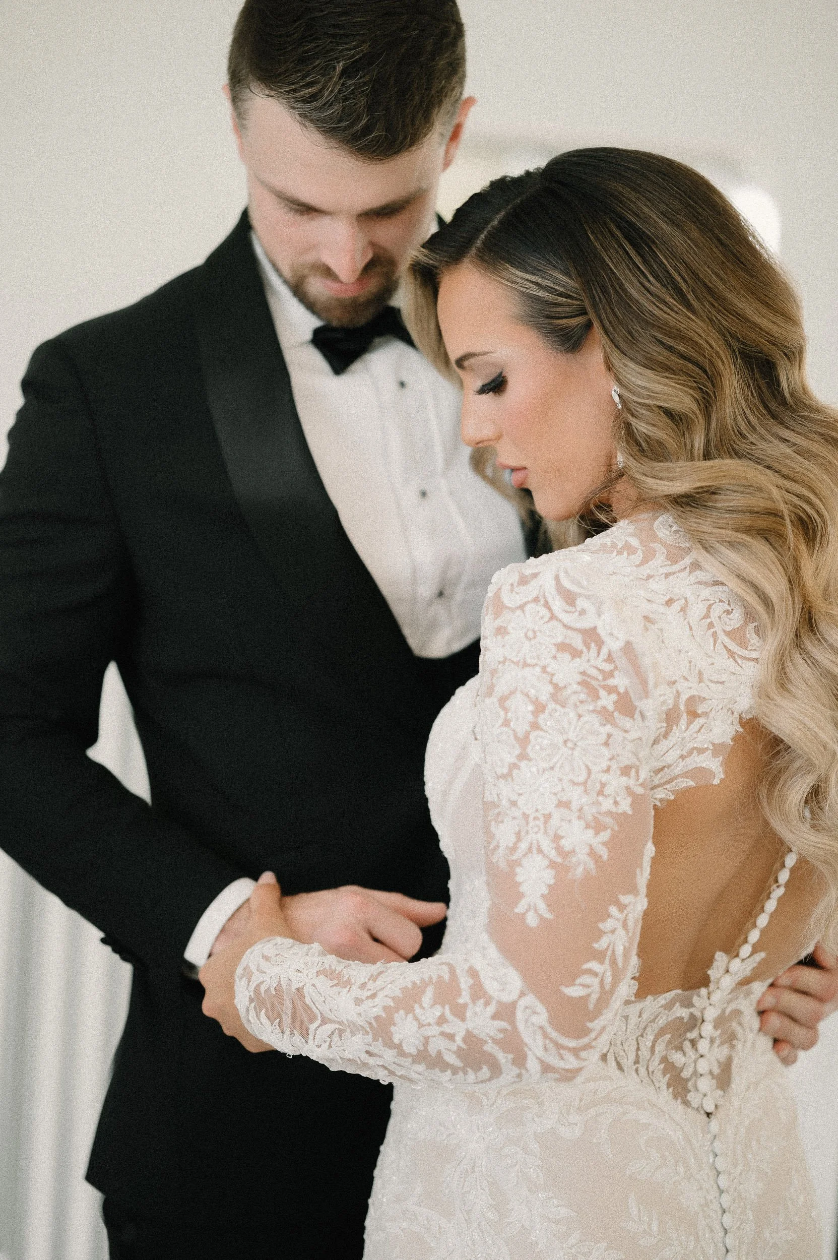 houston-modern-classy-romantic-elegant-timeless-luxury-moody-wedding-photograhy-174.jpg