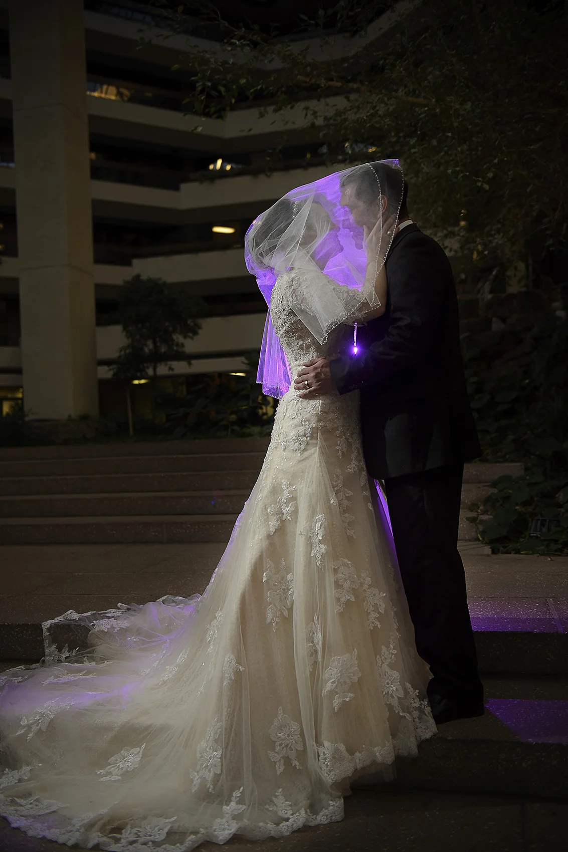 Houston romantic and intimate wedding photo