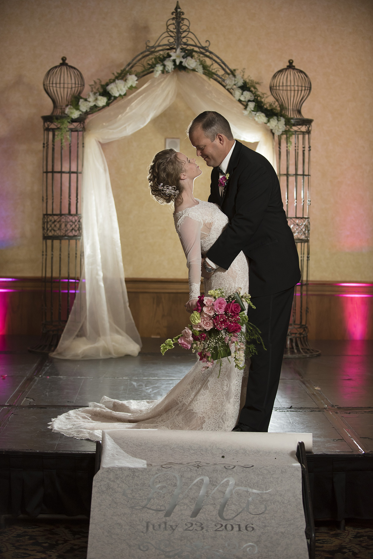 houston-beaumont-modern-classy-wedding-photography-Laura_Tyson_Wedd_308.jpg