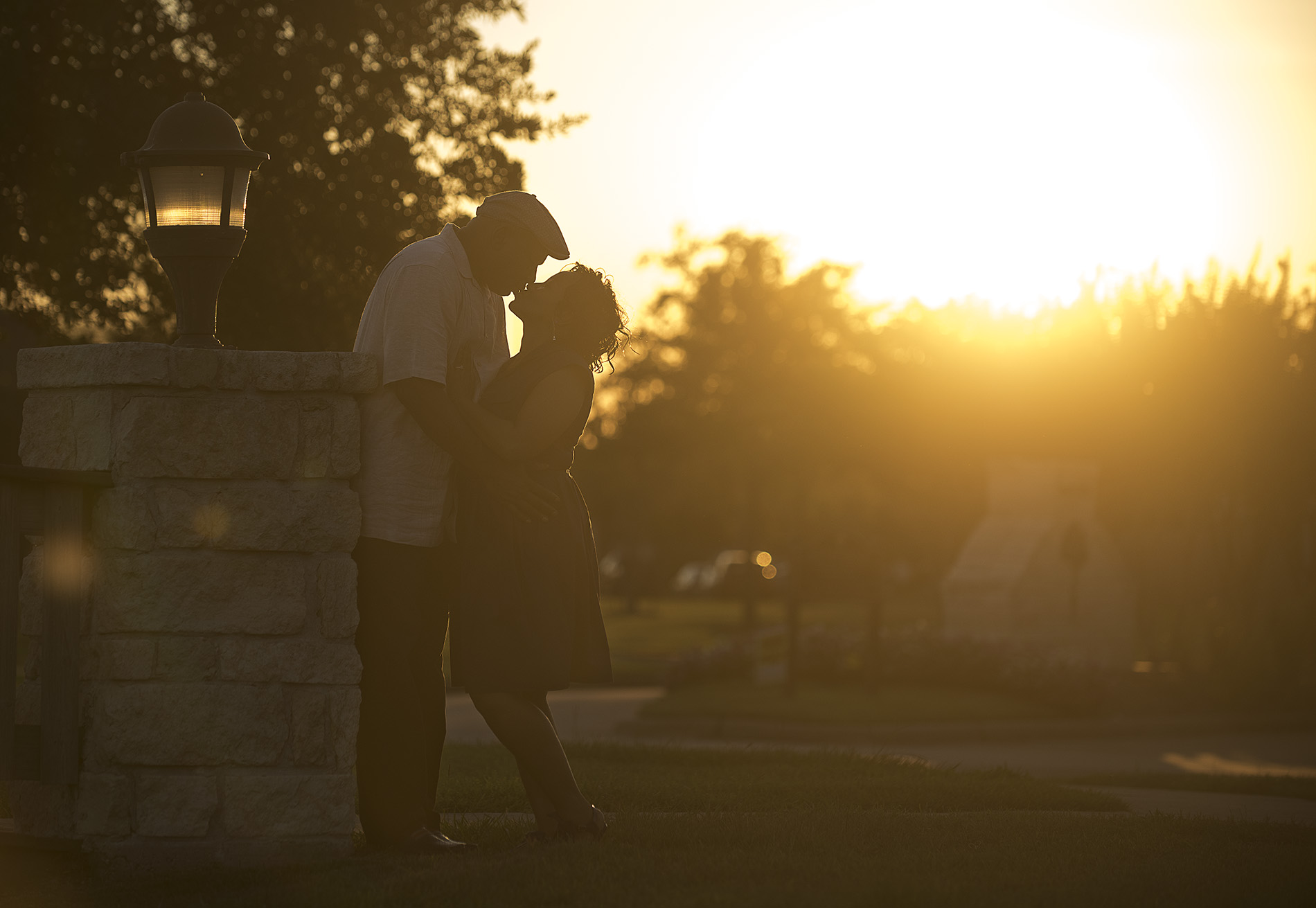 Pearland-Manvel-TX-classy-lifestyle-sunset-engagement-photographer