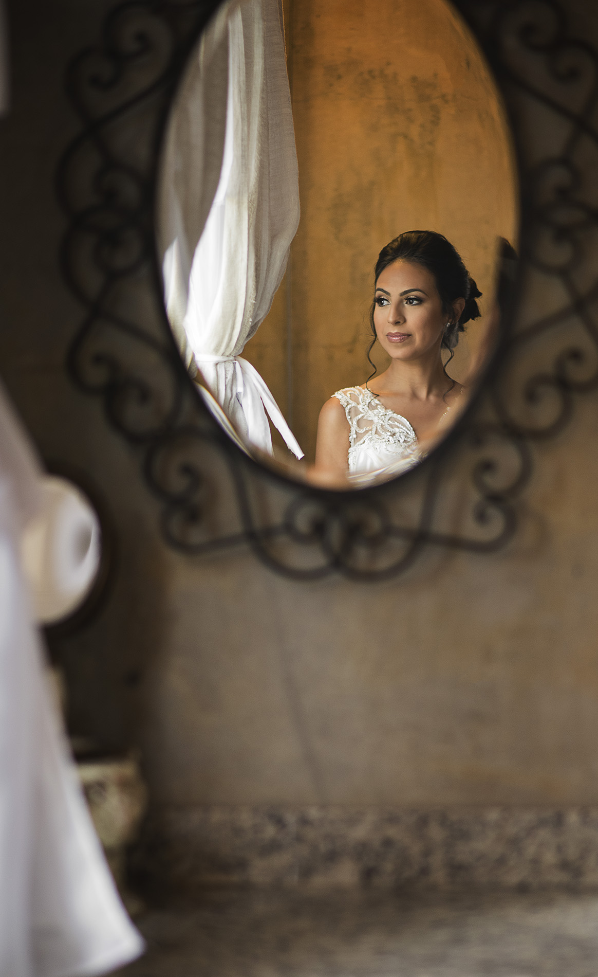 Houston-venue-Olde-Dobbin-Station-Romantic-Classic-Wedding-Photographer-025.jpg