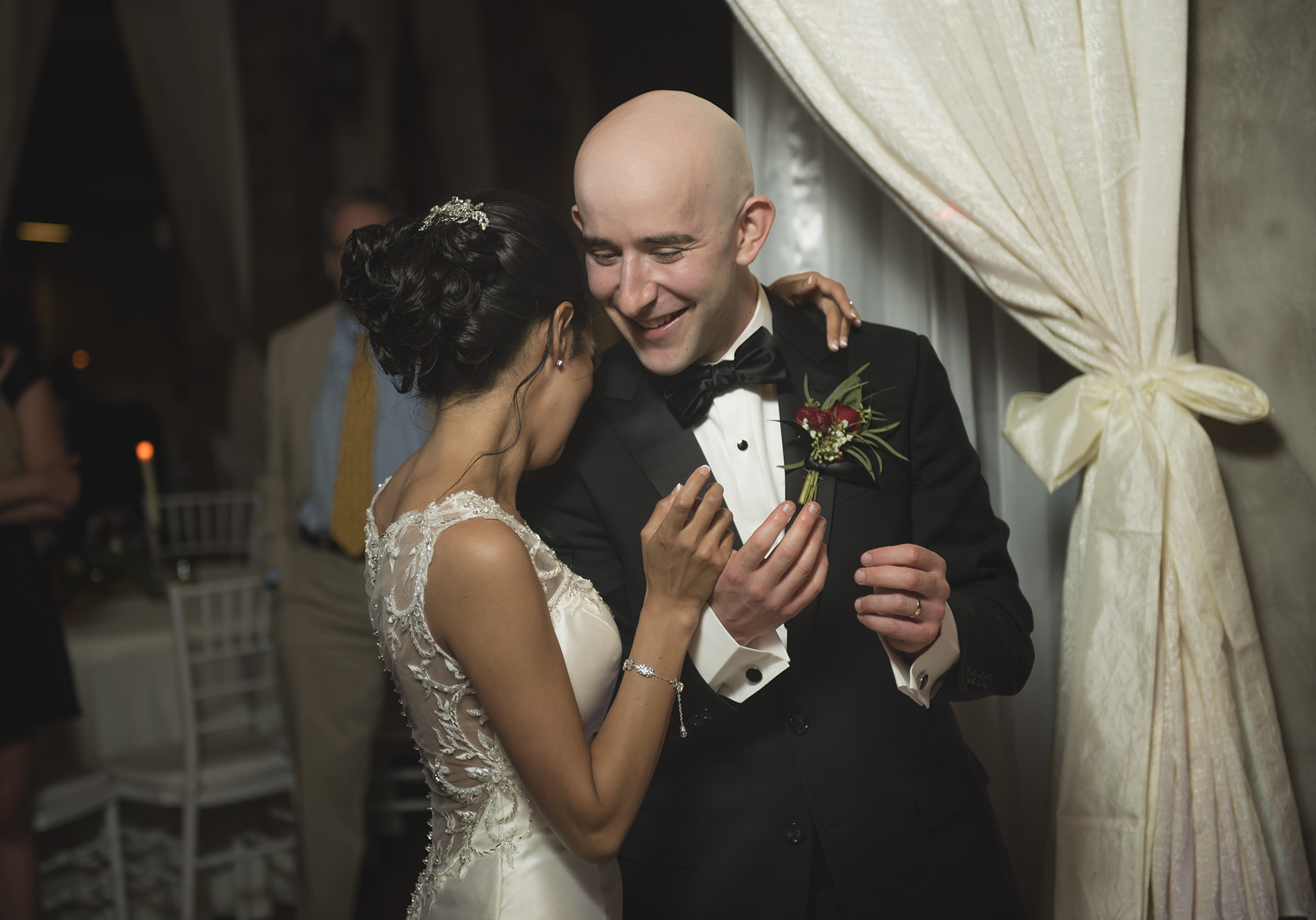 Houston-venue-Olde-Dobbin-Station-Romantic-Classic-Wedding-Photographer-106.jpg