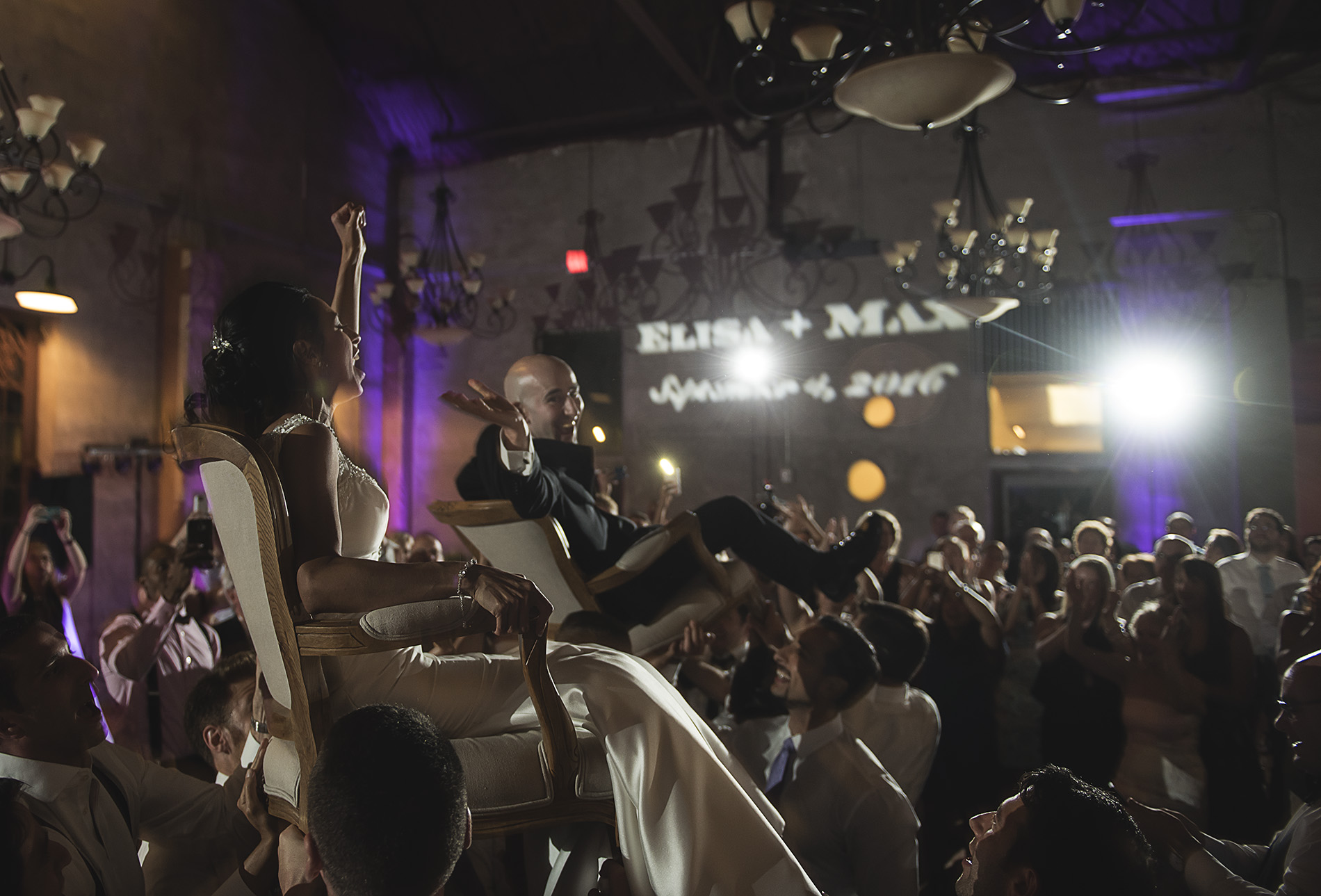 Houston-venue-Olde-Dobbin-Station-Romantic-Classic-Wedding-Photographer-107.jpg