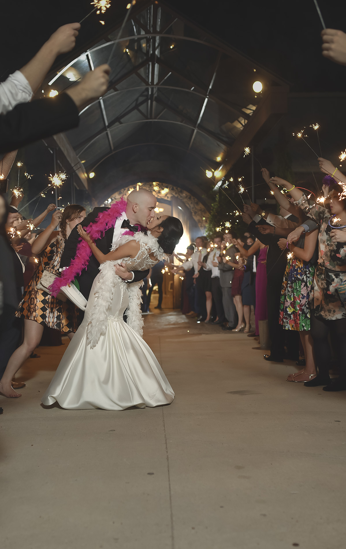 Houston-venue-Olde-Dobbin-Station-Romantic-Classic-Wedding-Photographer-125.jpg