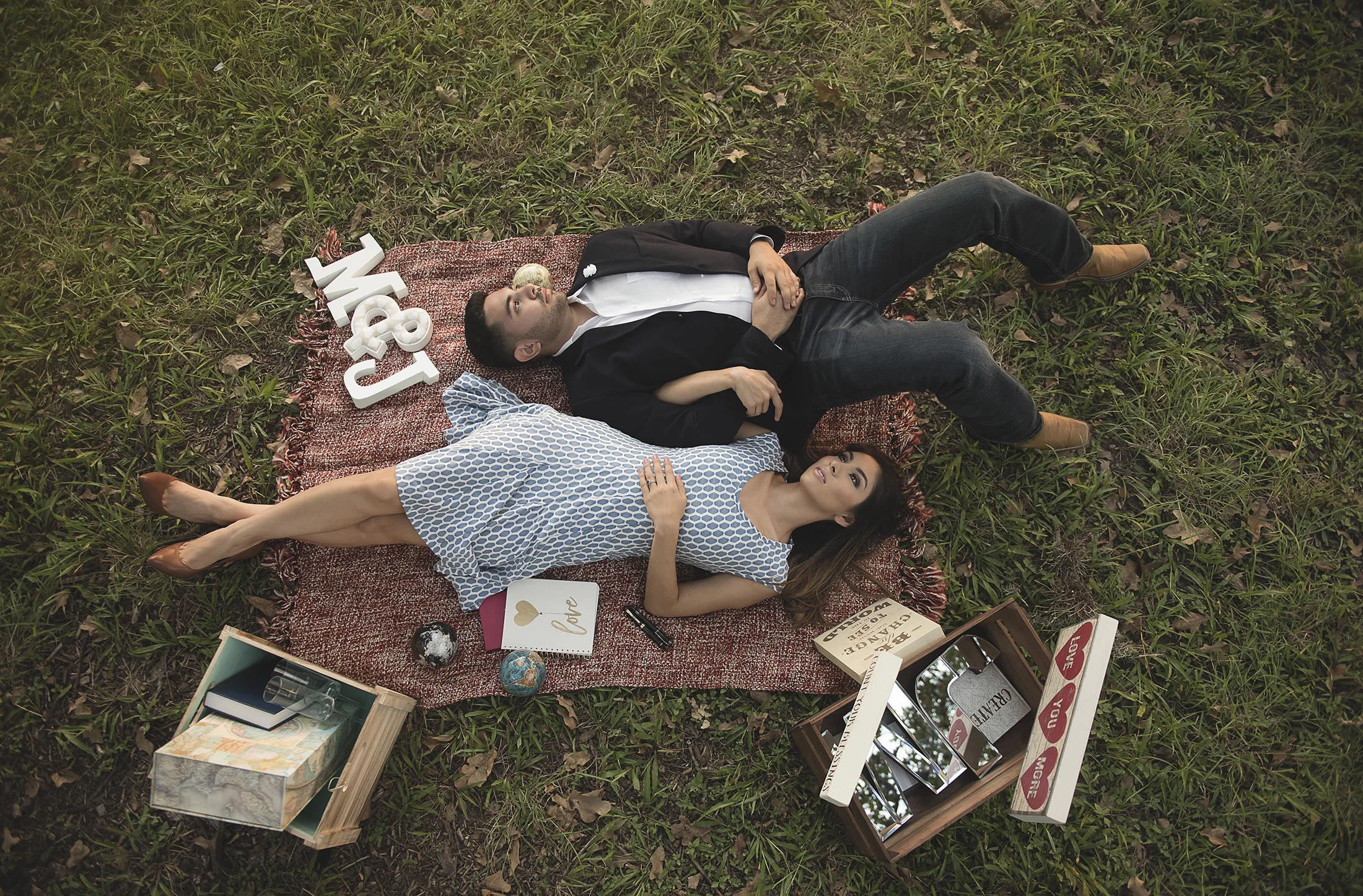 Houston-modern-lifestyle-engagement-photography