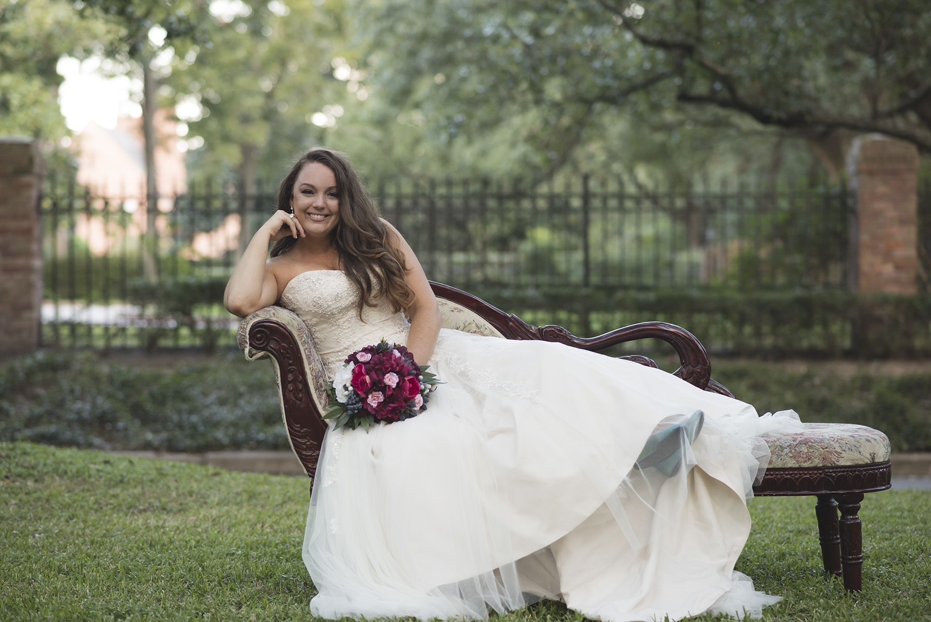 Boulevard-Oaks-fine-art-bridal-photography
