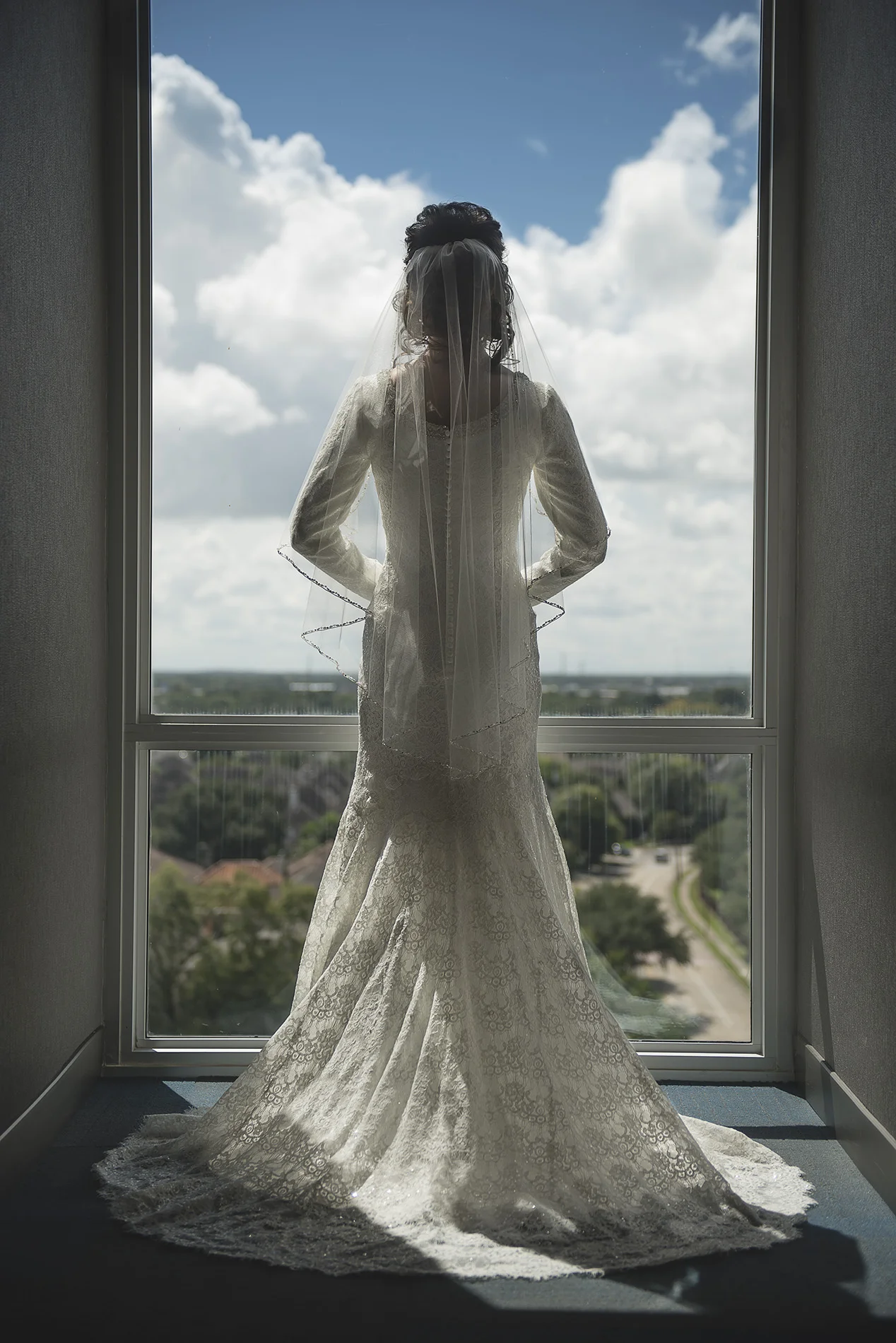 Aloft-hotel-houston-texas-bridal-wedding-photography