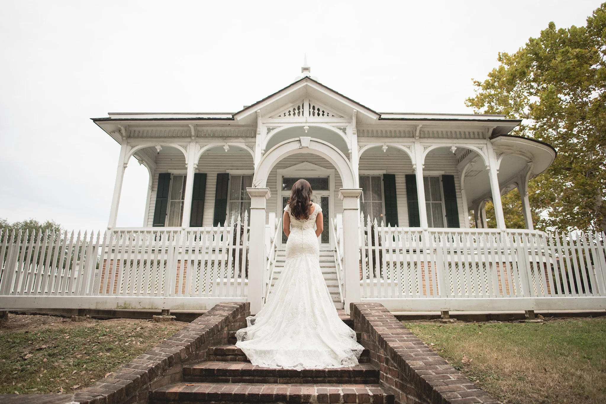 Rustic vintage historic houston texas bridal photography