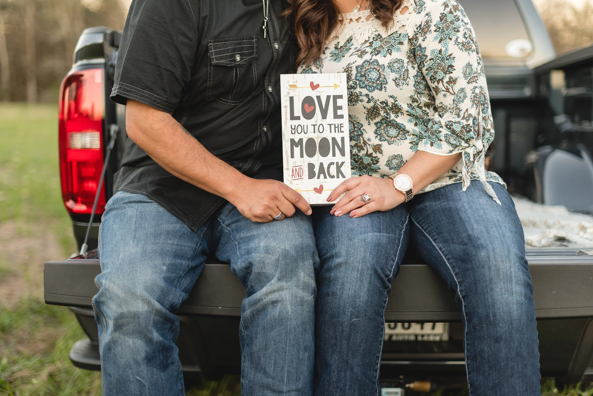 Roseberg-country-cowboy-lifestyle-engagement-photography