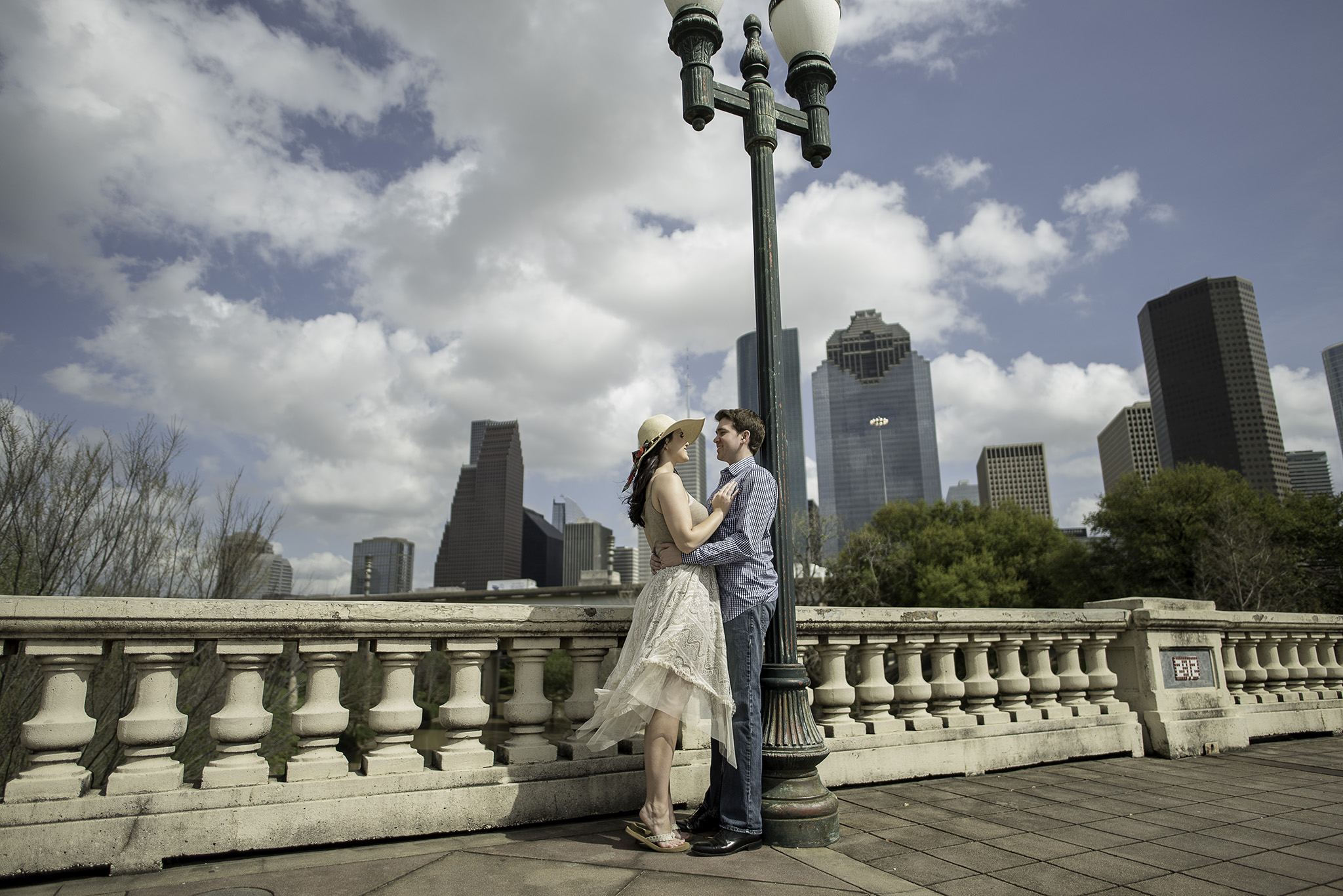 Houston-sabine-street-bridge-modern-lifestyle-artistic-portrait-engagement-photographer