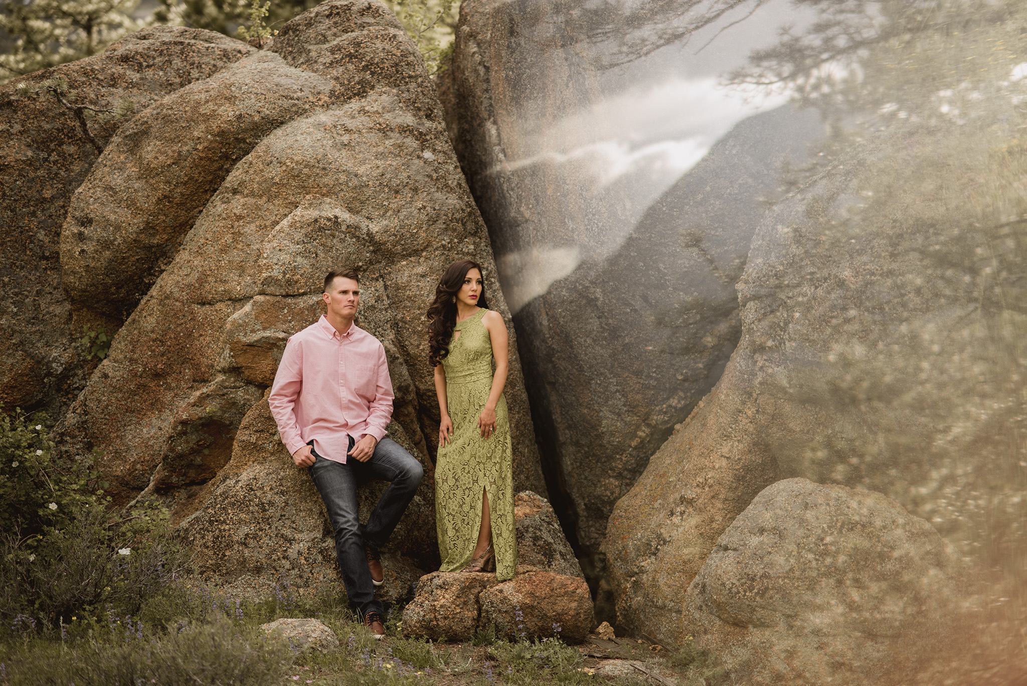 Estes-park-colorado-black-canyon-inn-engagement-photographer