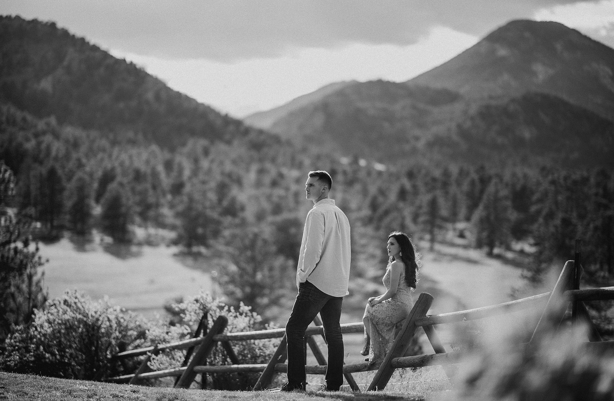 Estes-park-colorado-black-canyon-inn-engagement-photographer