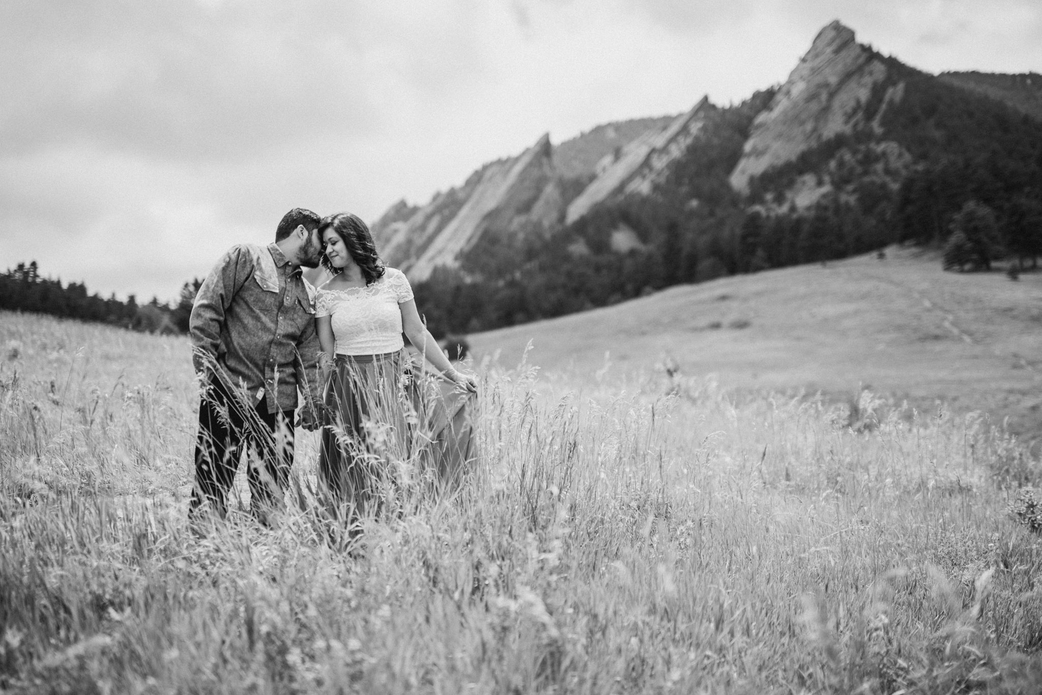 Boulder-Colorado-engagement-Houston-adventure-elopement-photographer-mountain-Chautauqua-park