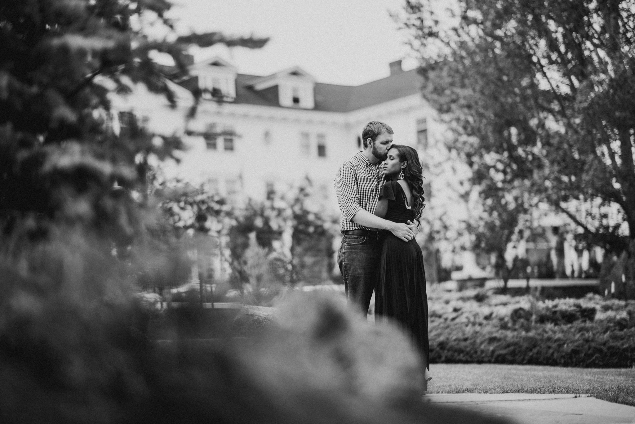 rocky-mountain-national-park-estes-colorado-engagement-photograhy-stanley-hotel