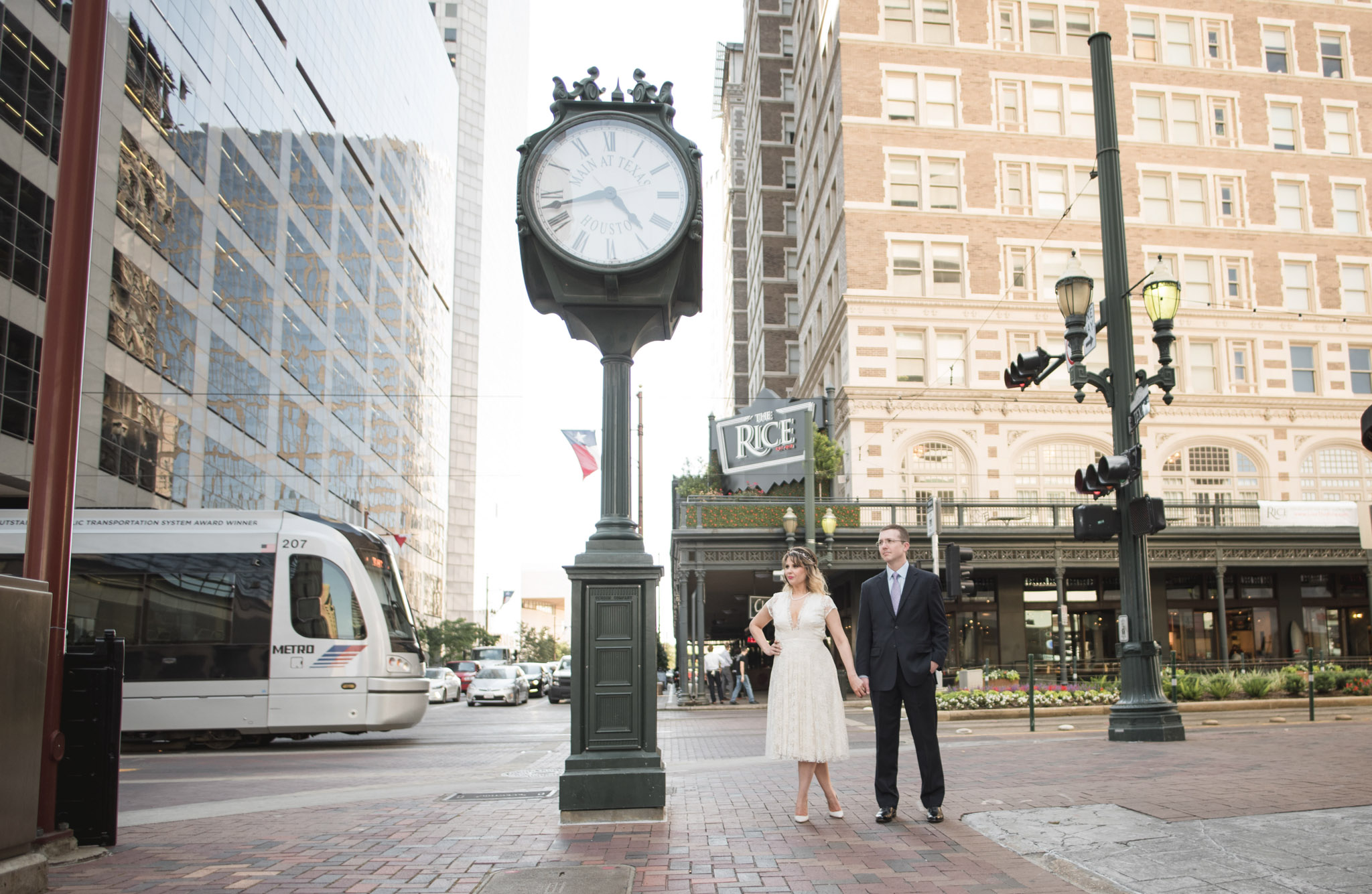 Houston-main-street-rice-wedding-session-clock