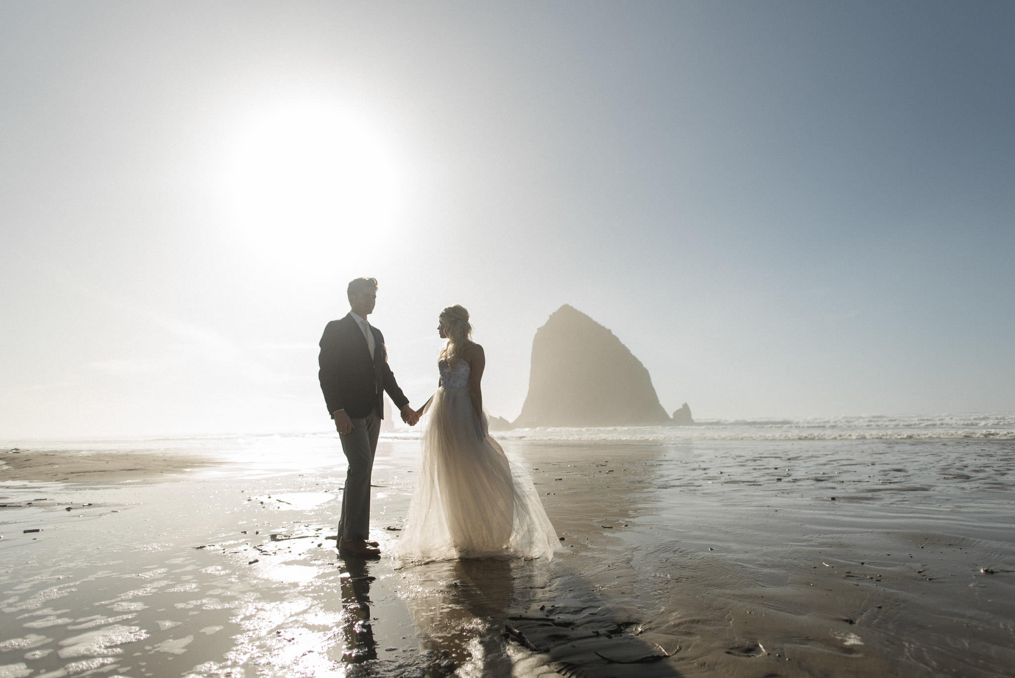 Cannon-Beach-Oregon-Adventure-elopement-engagement-photographer-haystack-rock-3