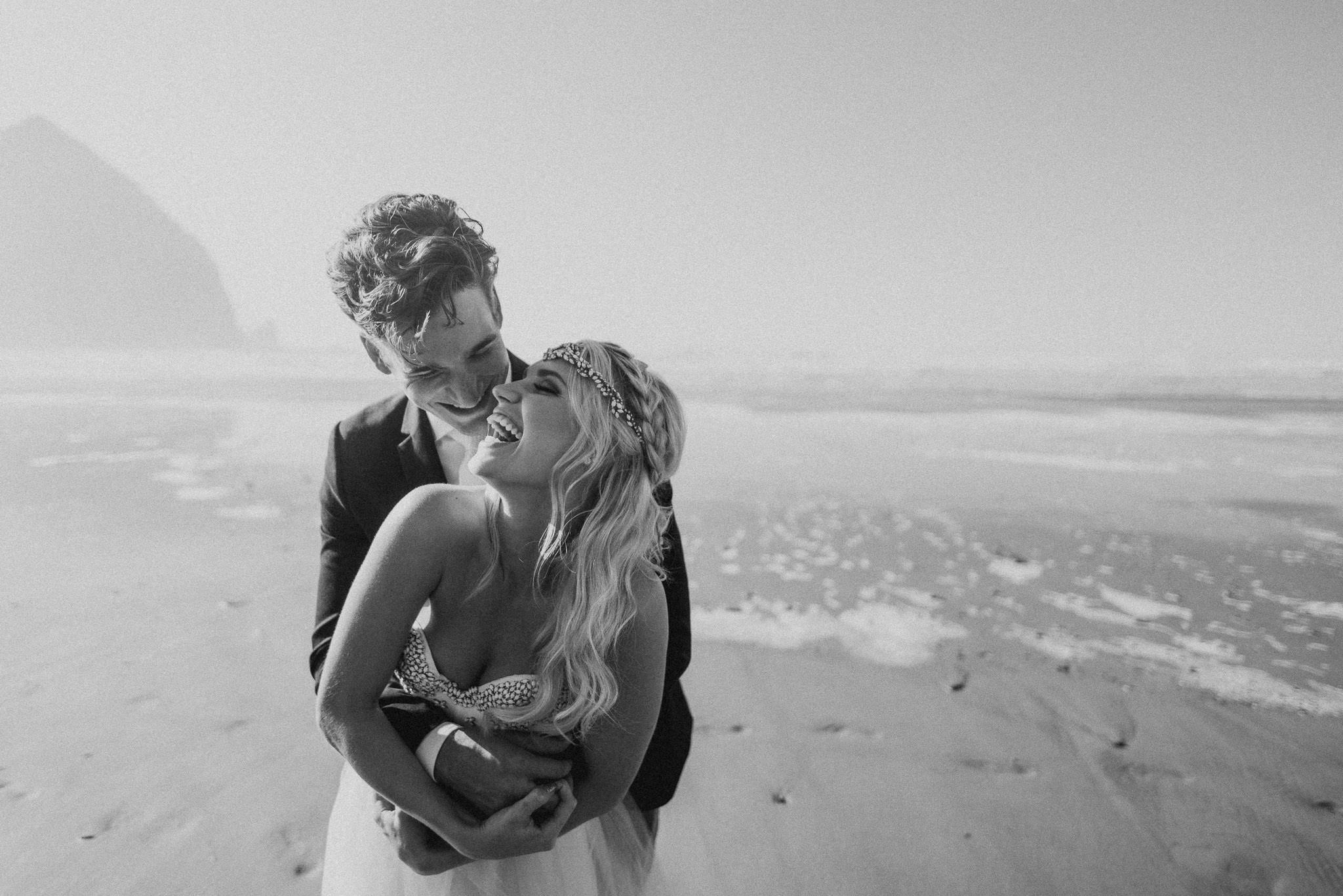 Cannon-Beach-Oregon-Adventure-elopement-engagement-photographer-haystack-rock-6