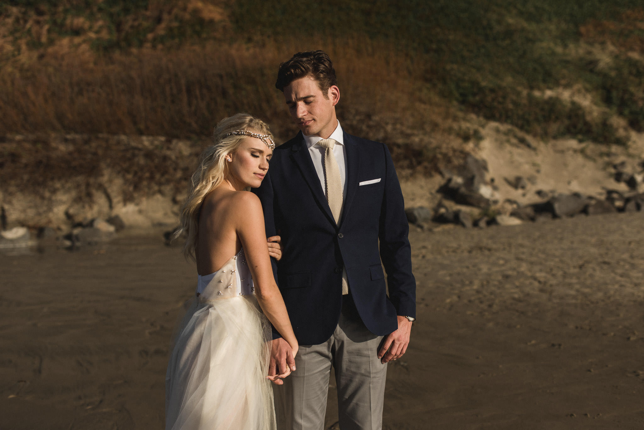 Cannon-Beach-Oregon-Adventure-elopement-engagement-photographer-17