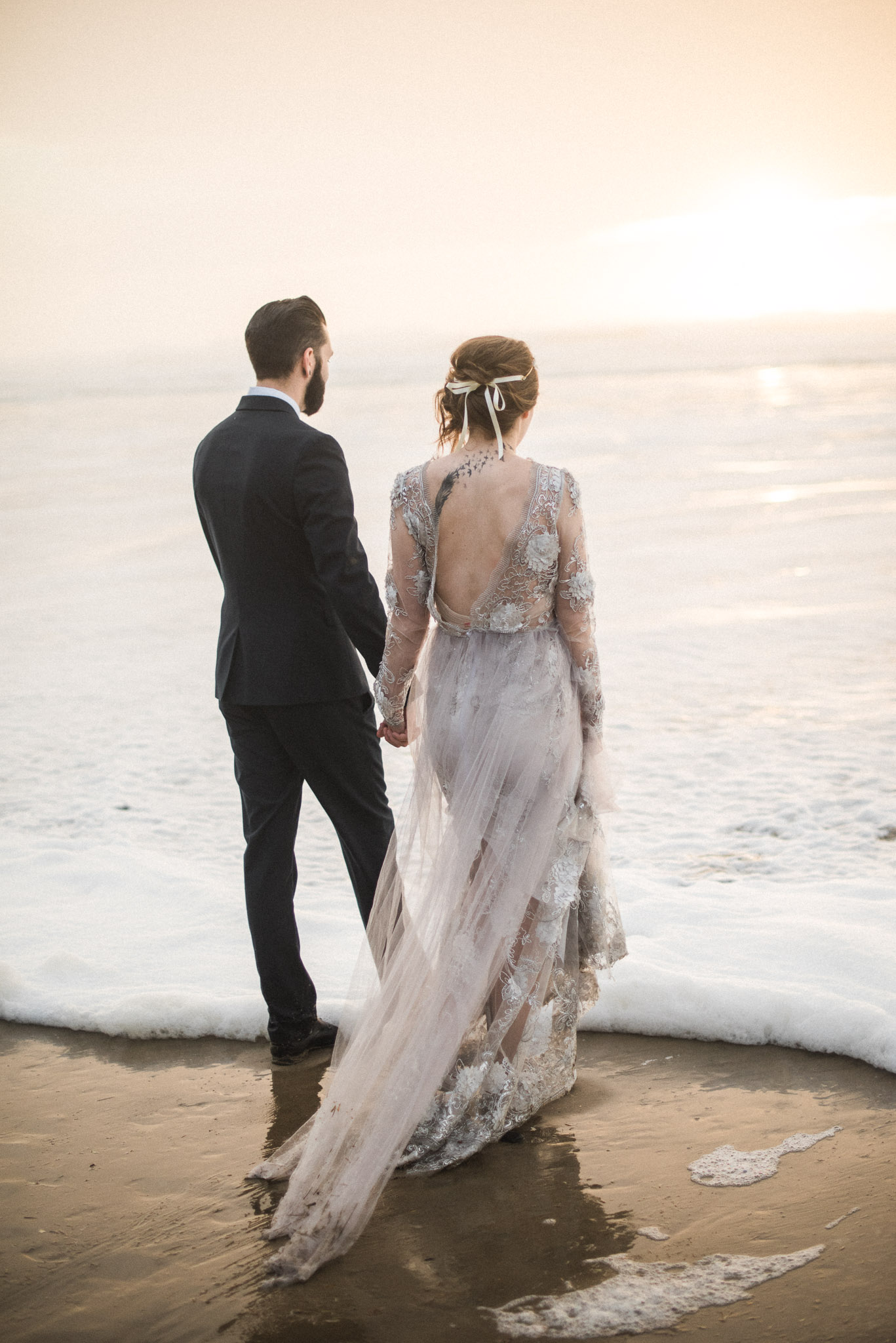 Hug-point-oregon-elopement-engagement-beach-photographer-