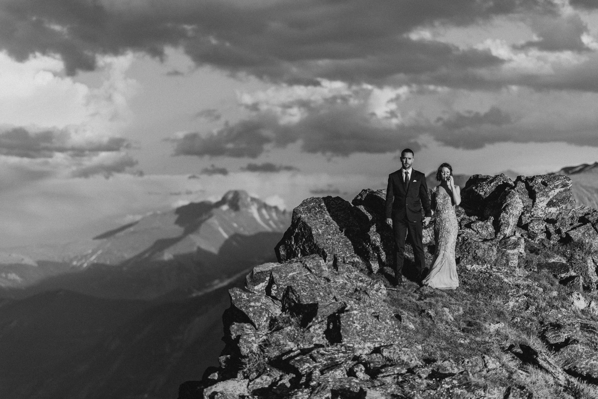 Rocky-mountain-national-park-vintage-adventure-engagement-colorado-session-photographer