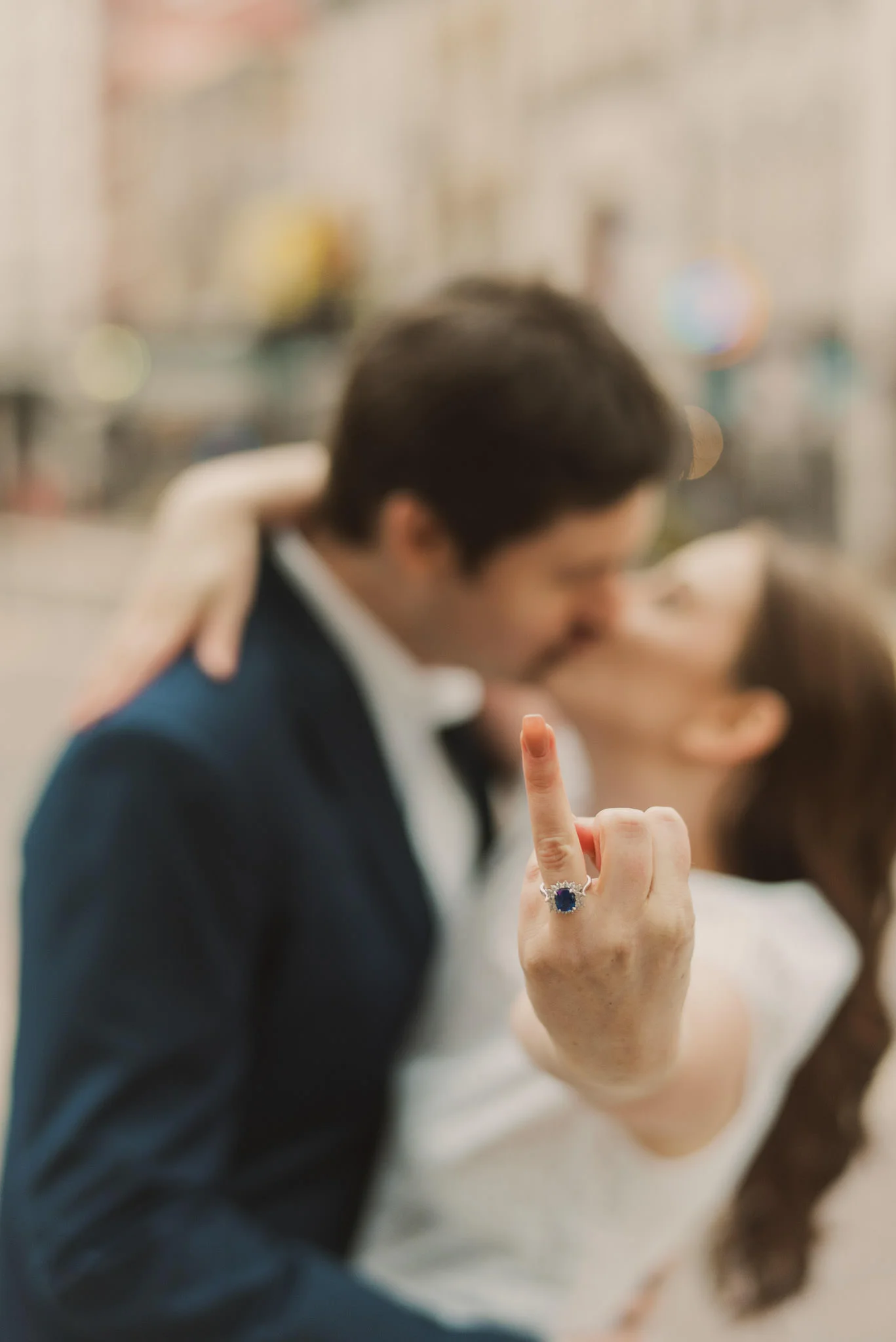 houston-urban-city-downtown-engagement-photographer-main-street
