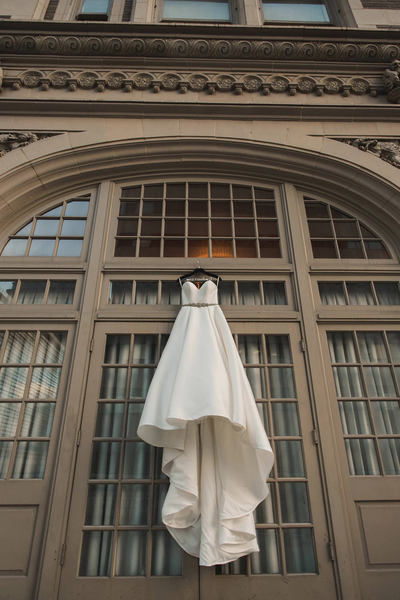 crystal-ballroom-wedding-dress-photographer-houston