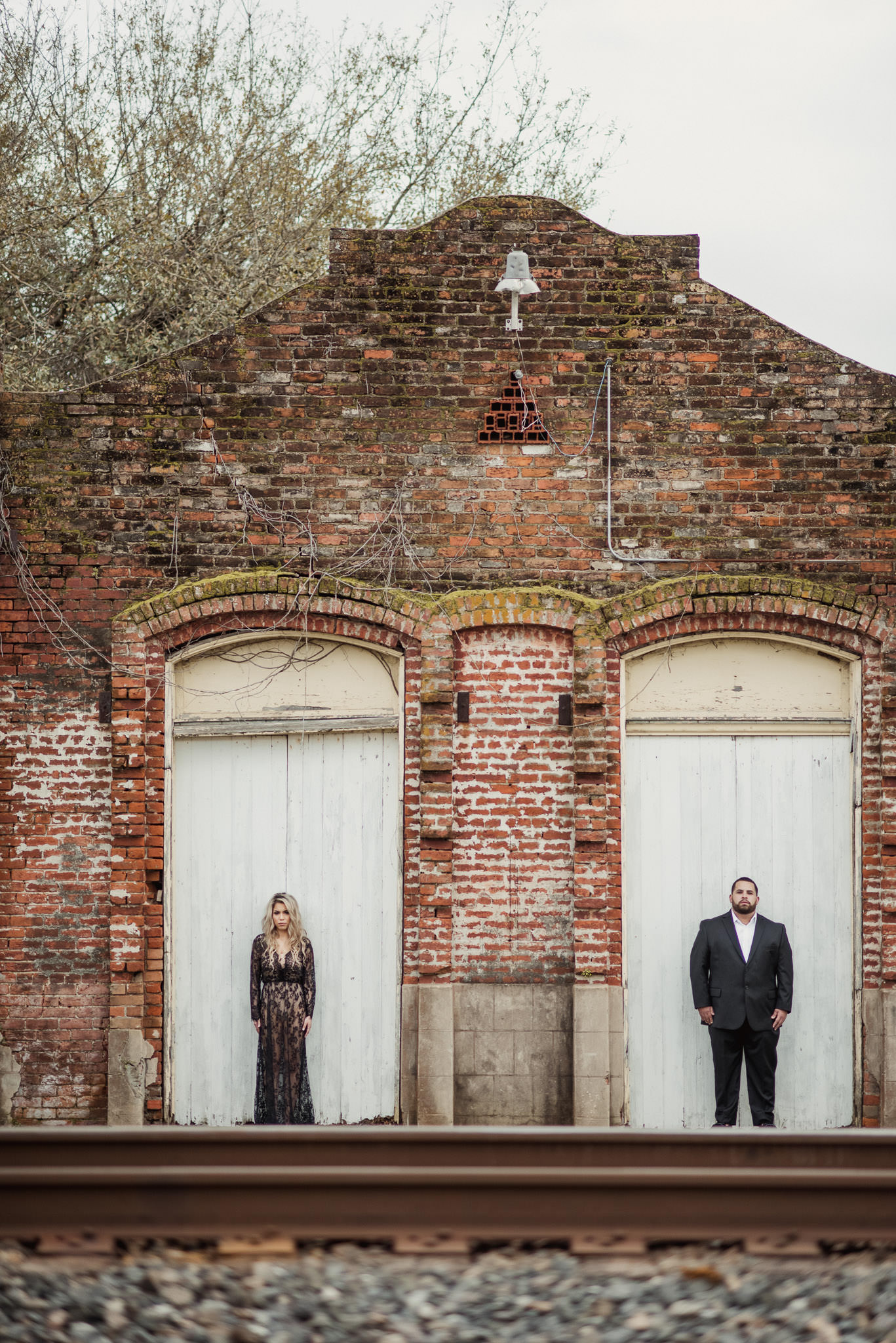 katy-country-urban-rustic-elegant-classy-houston-engagement-session-photographer