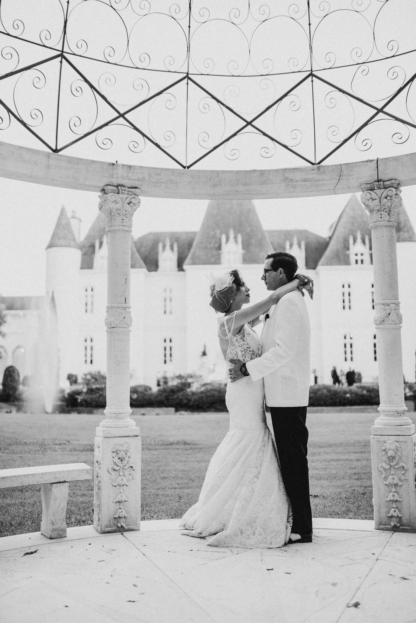 houston-vintage-black-white-1920s-chateau-cocomar-wedding-venue-photographer-fine-art-luxury