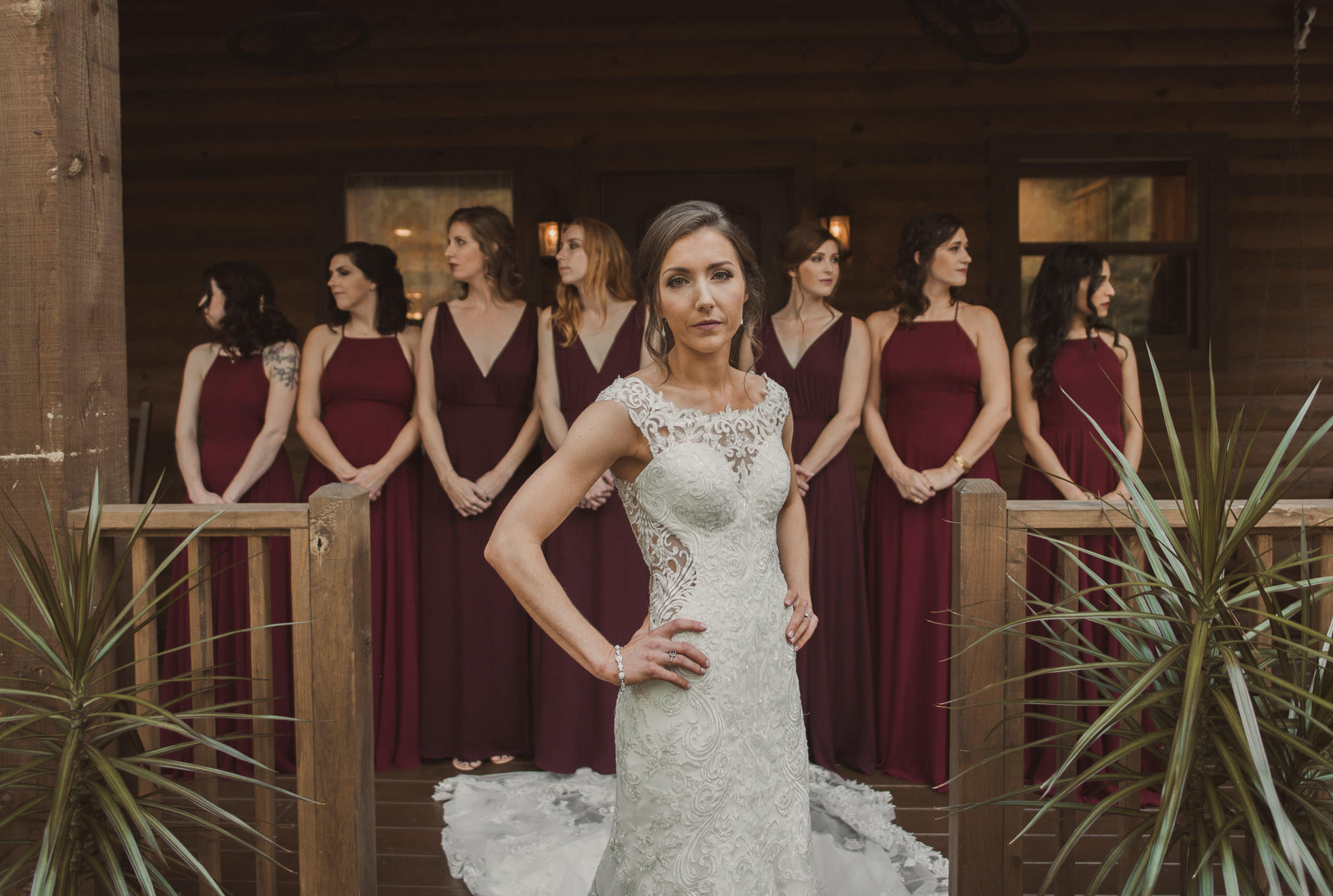 magnolia-bells-rustic-woodsy-houston-resort-wedding-photographer-cabin-cottage-bridesmaids