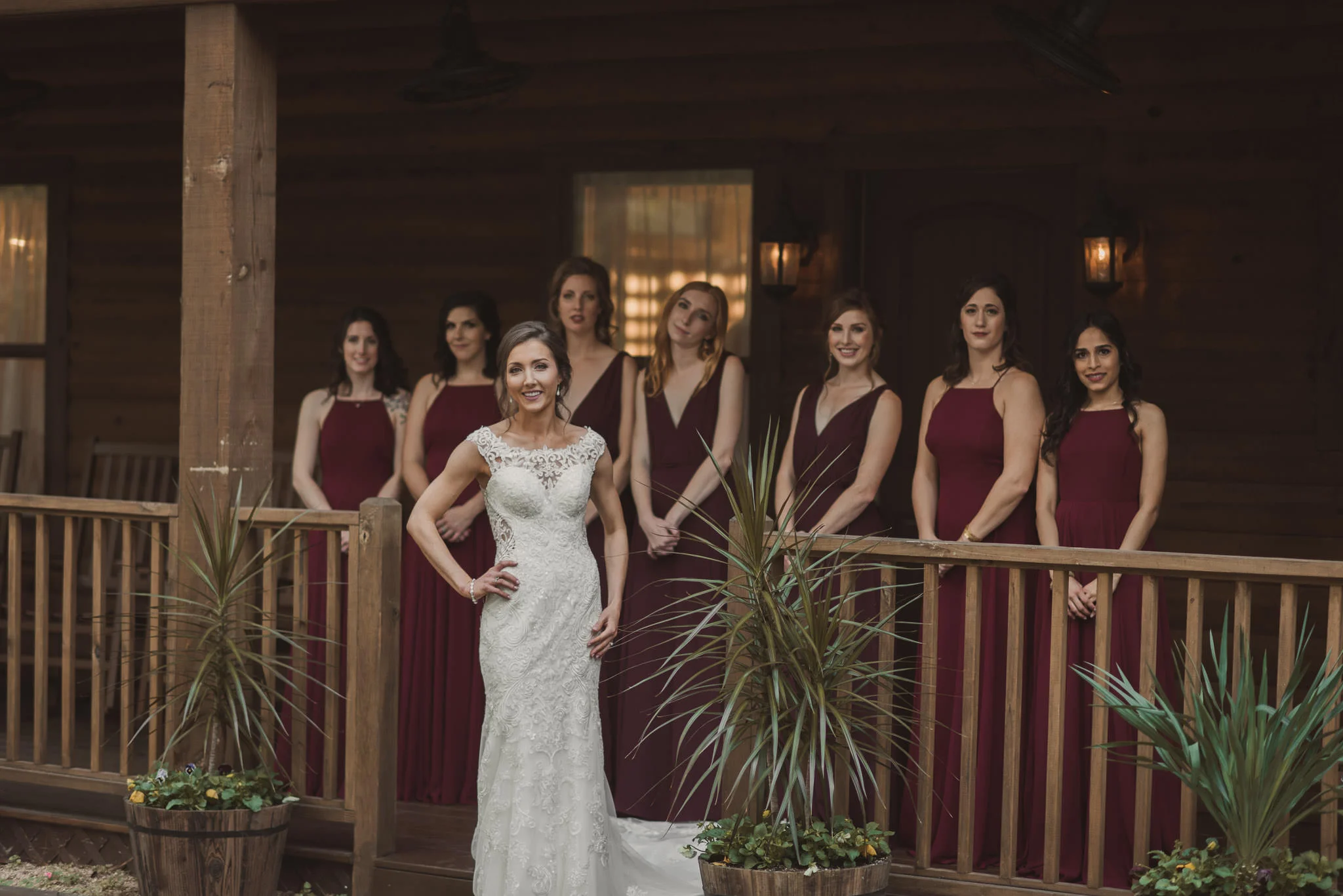 magnolia-bells-rustic-woodsy-houston-resort-wedding-photographer-chapel