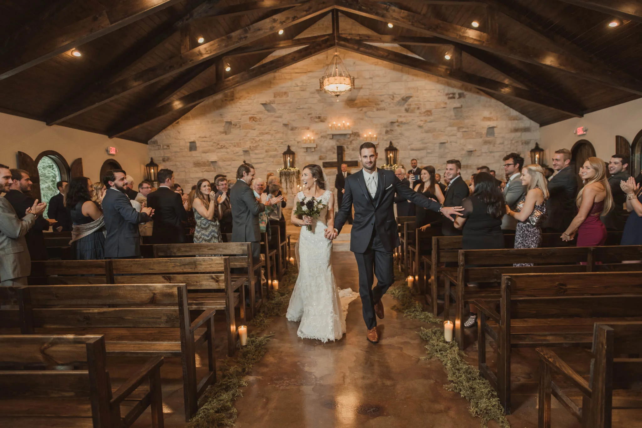 magnolia-bells-rustic-woodsy-houston-resort-wedding-photographer