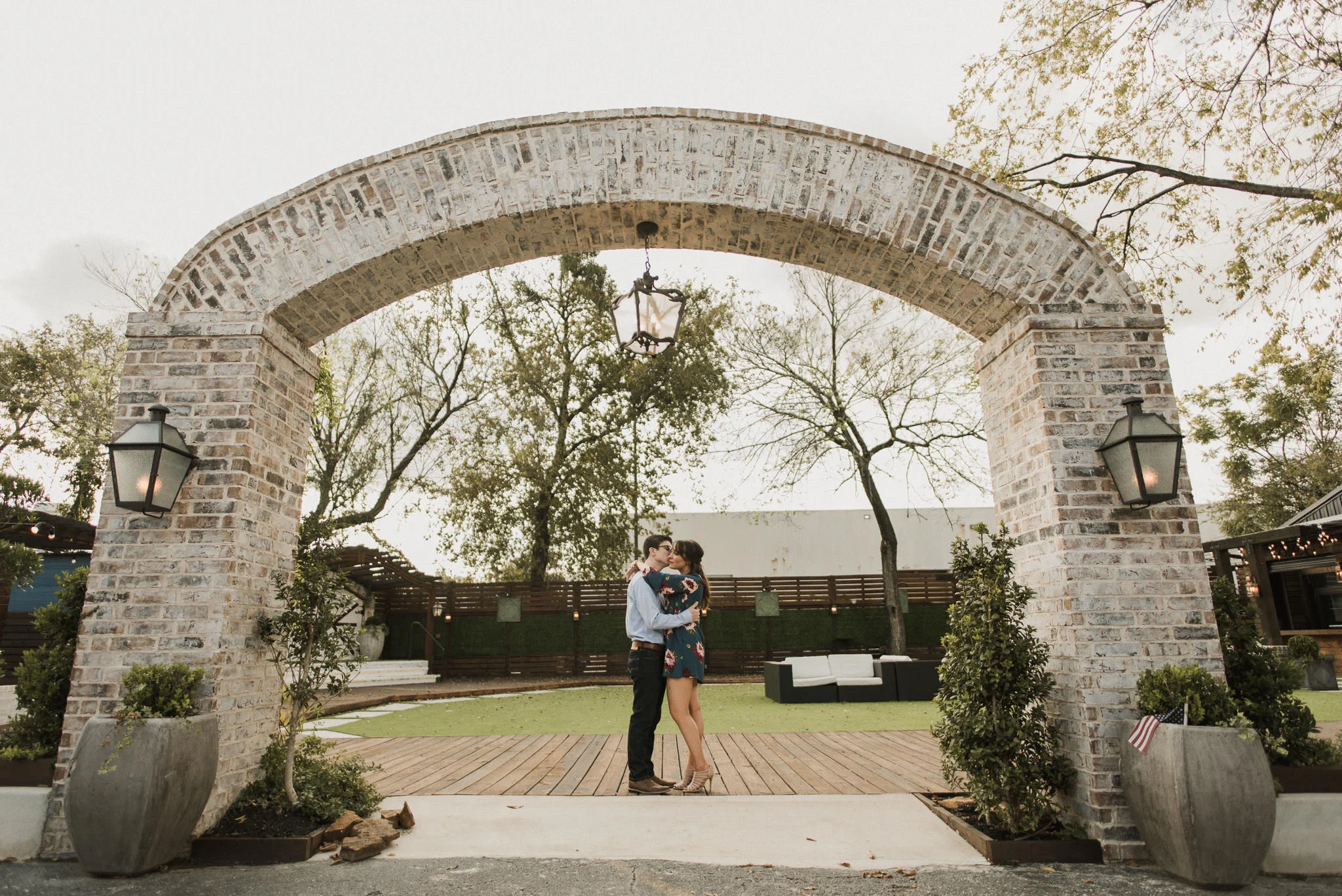 hughes-manor-engagement-houston-venue-photographer