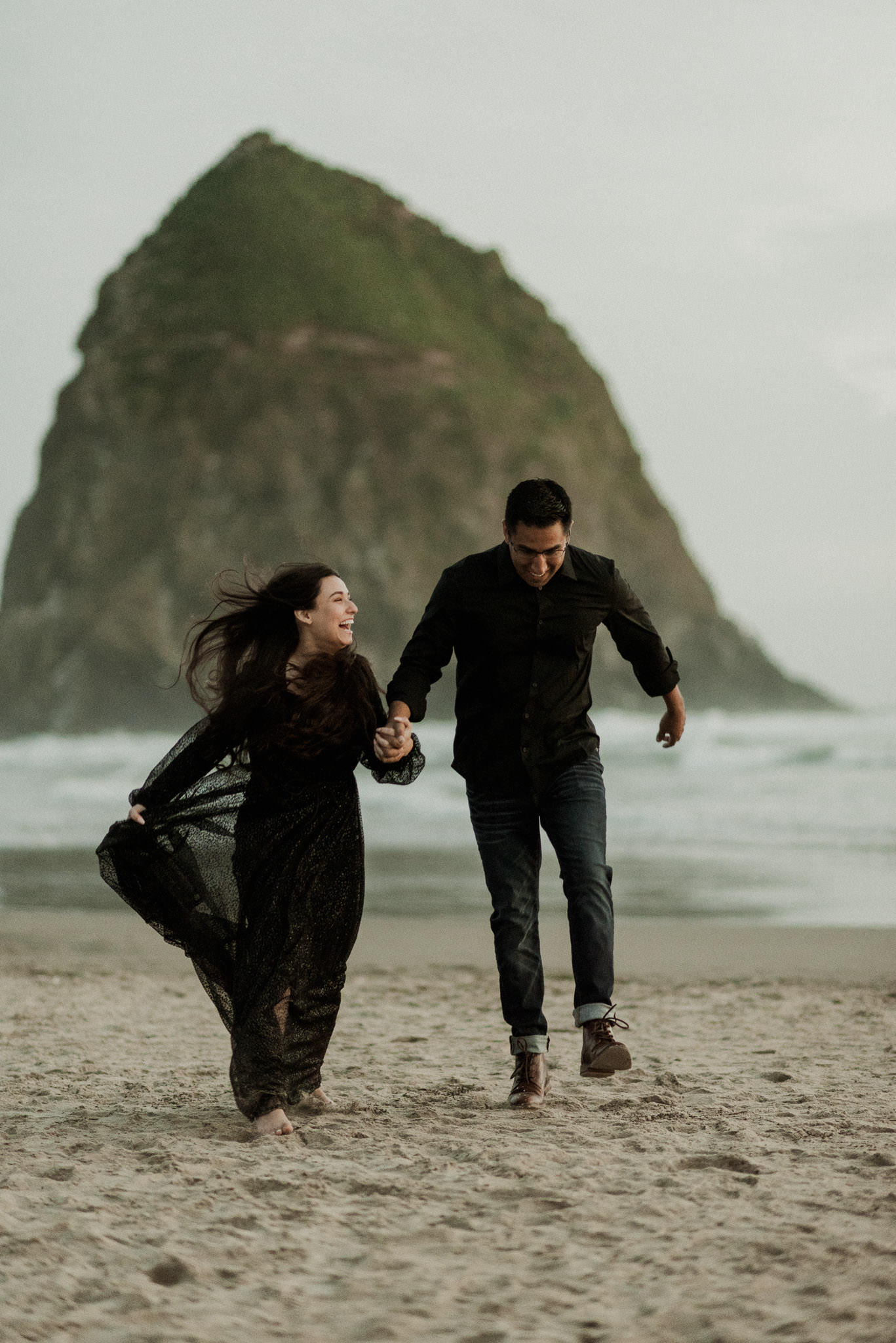 oregon-cannon-beach-ecola-state-park-adventure-destination-engagement-houston-photographer-haystack-rock