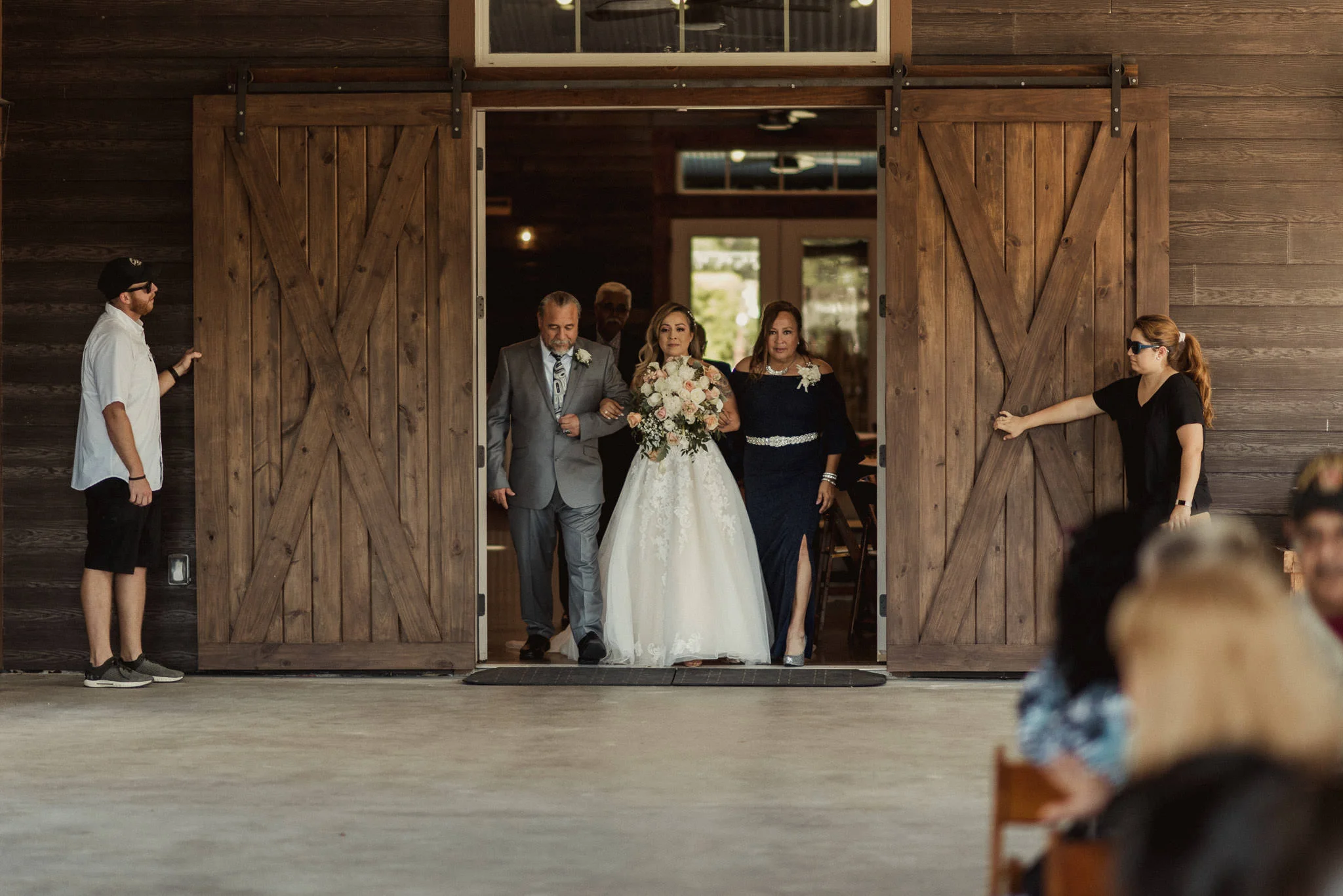 stephanie-gabe-peach-creek-ranch-wedding-college-station-houston-photographer-53.jpg