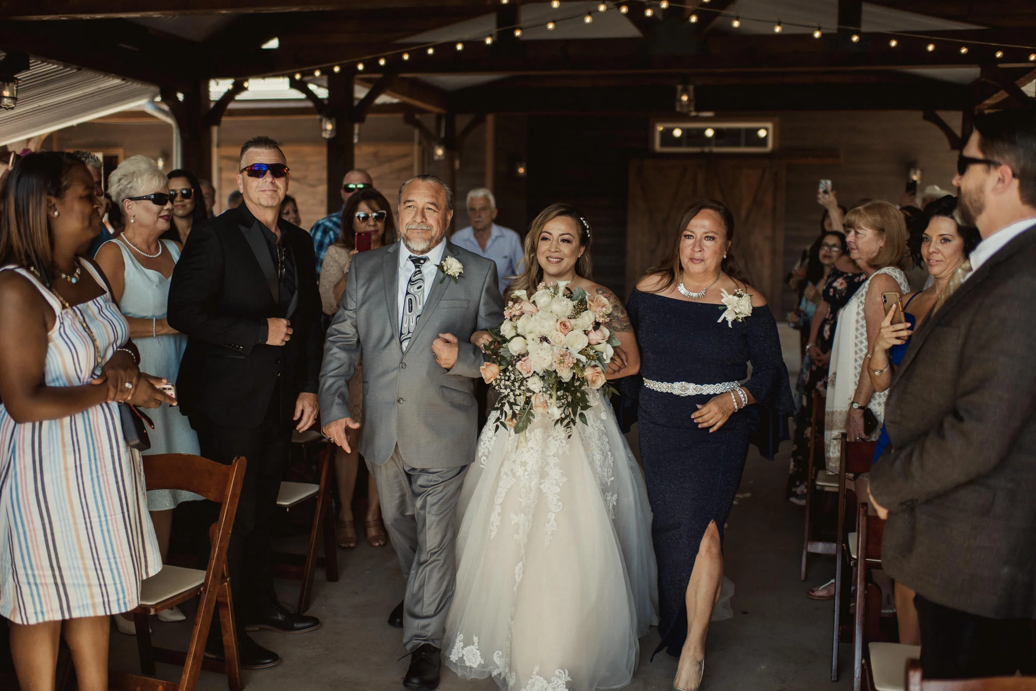 stephanie-gabe-peach-creek-ranch-wedding-college-station-houston-photographer-55.jpg