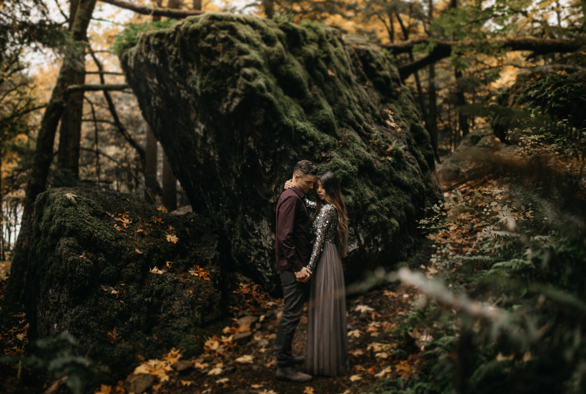 oregon-columbia-river-gorge-starvation-creek-adventure-engagement-photographer