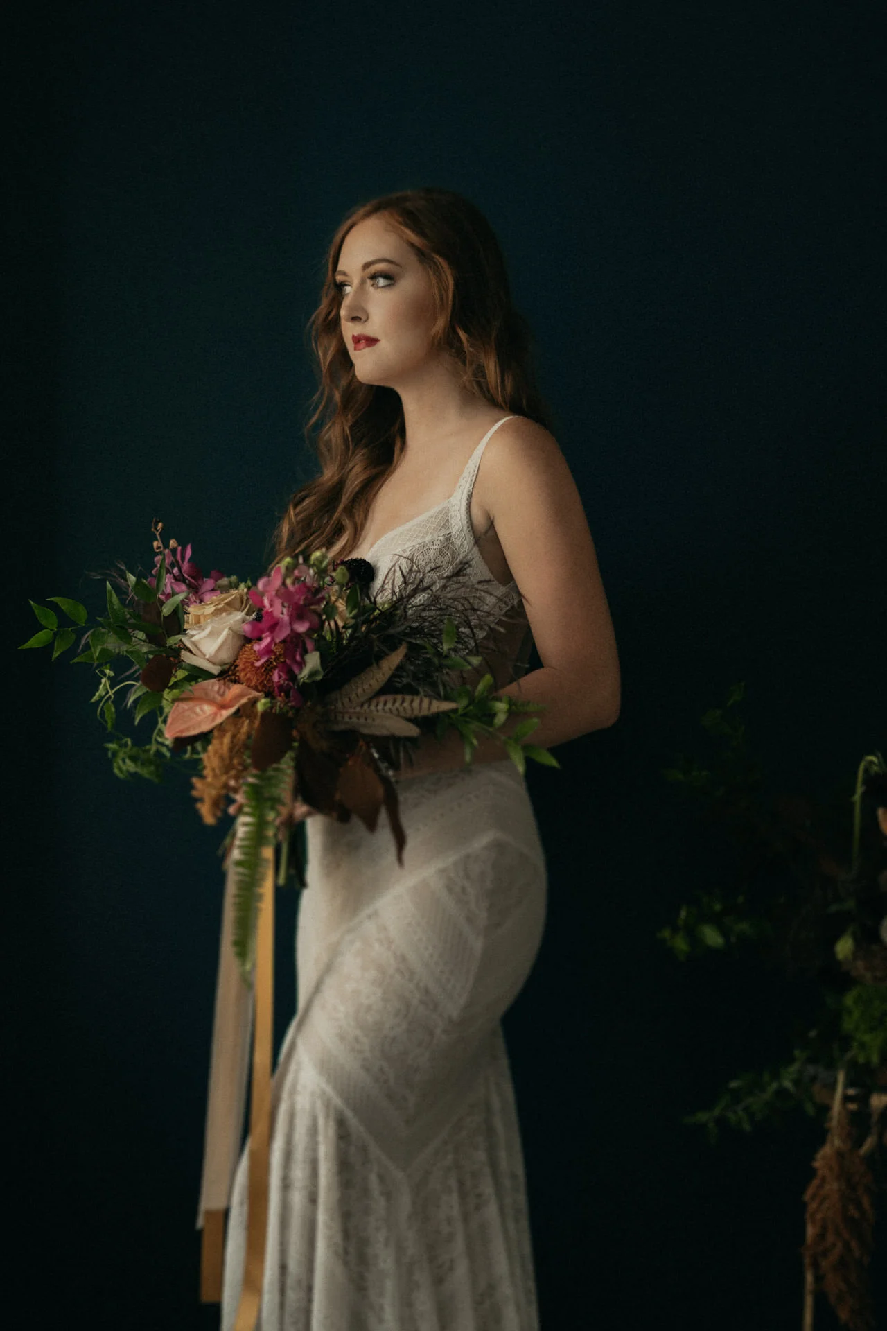 moody-fall-styled-photo-session-red-hair-woodlands-oak-atelier-whimsical-events