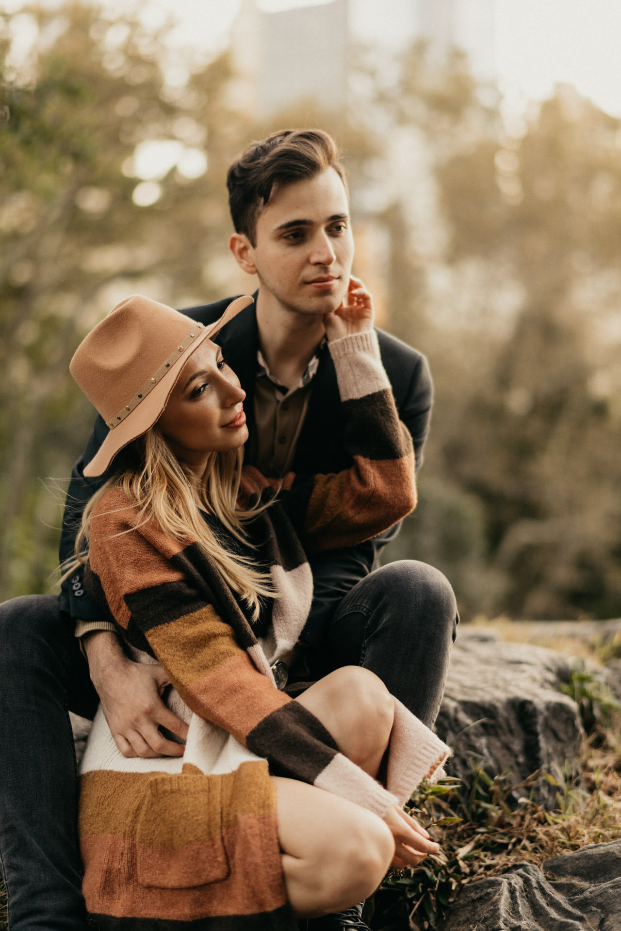 fall-october-new-york-central-park-couples-engagement-session-photographer-houston