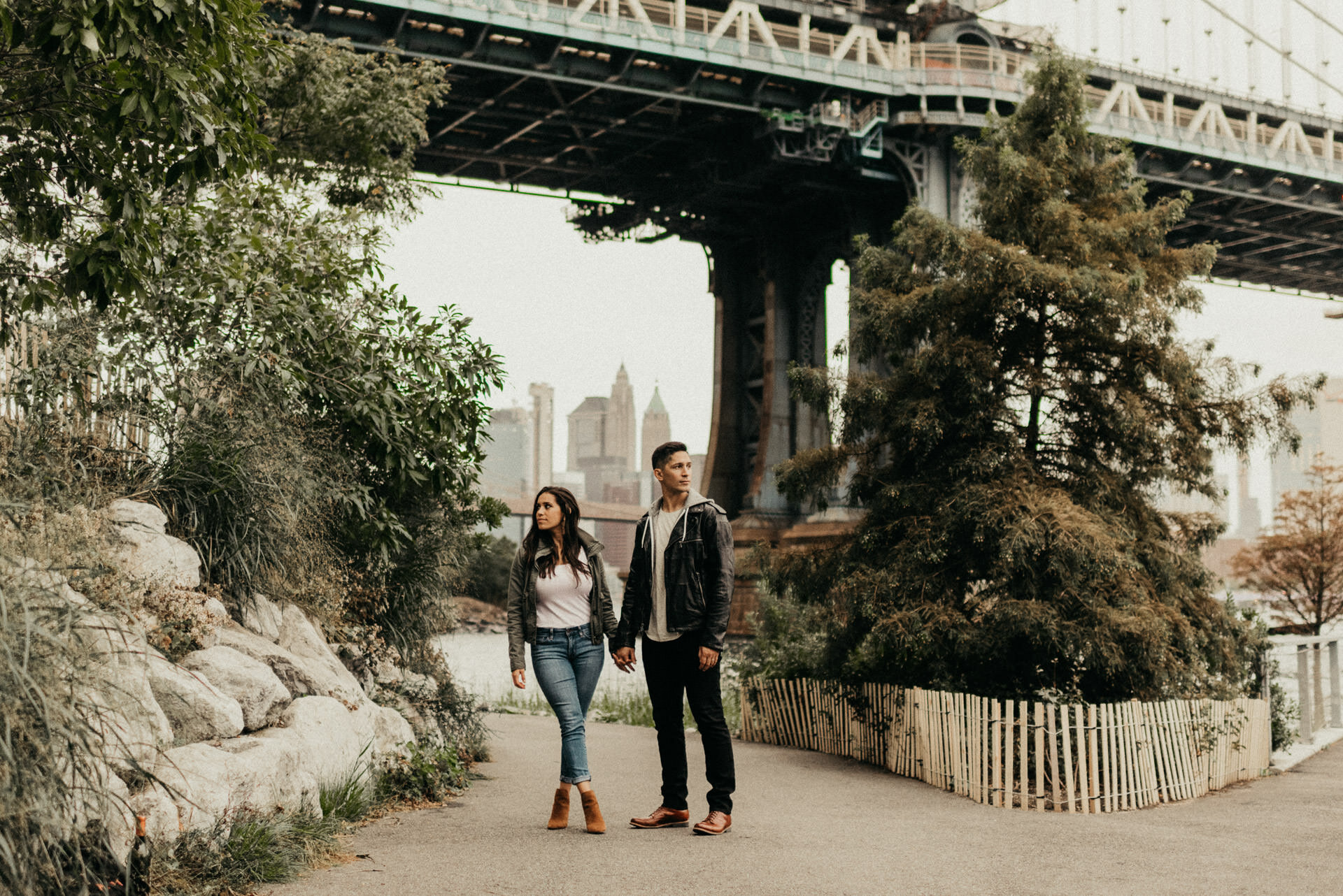 new-york-brooklyn-dumbo-couples-engagement-session-photographer