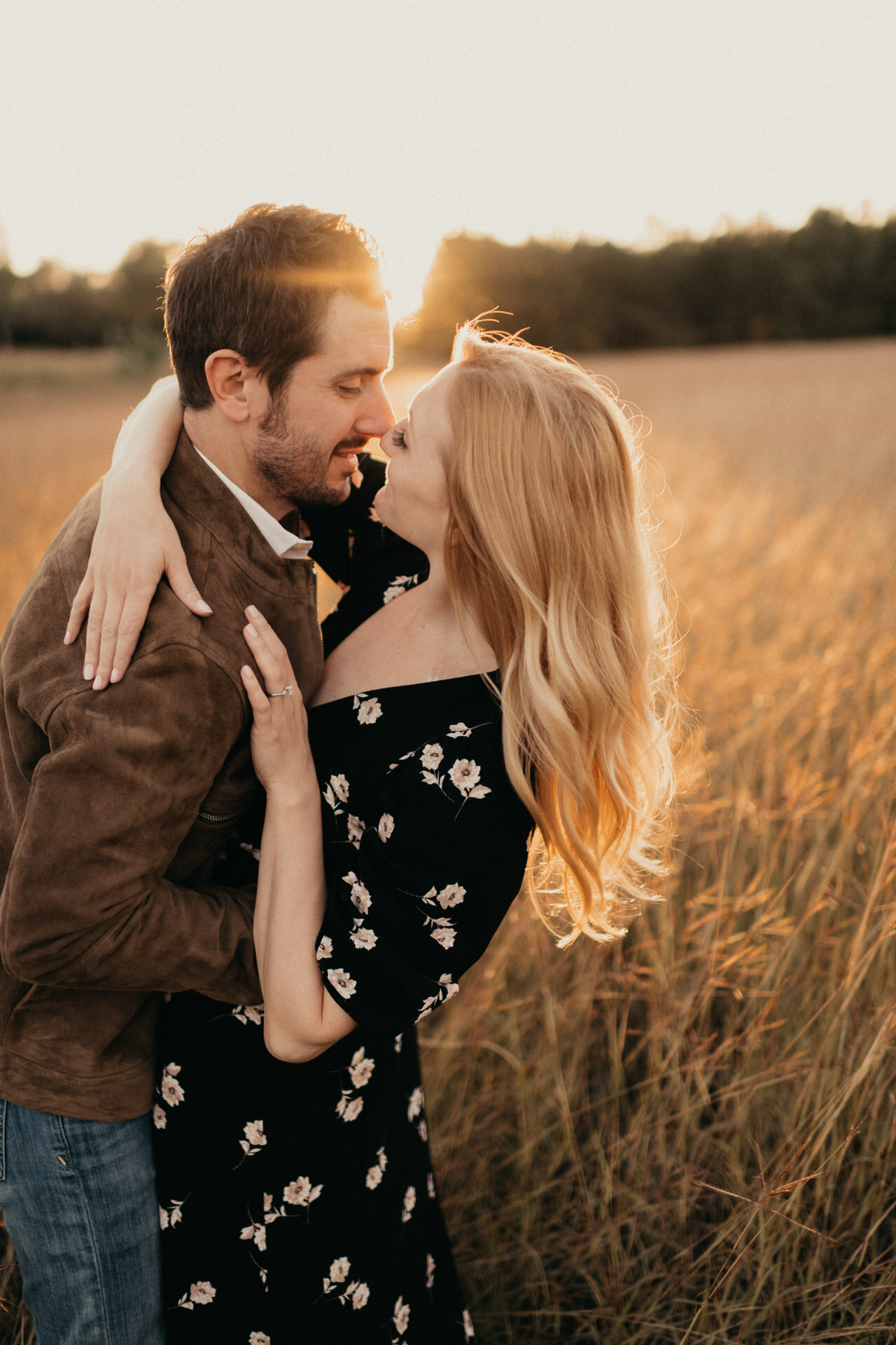Houston Tall Grass Engagement Session — ROMANTIC, ELEGANT, AND TIMELESS ...