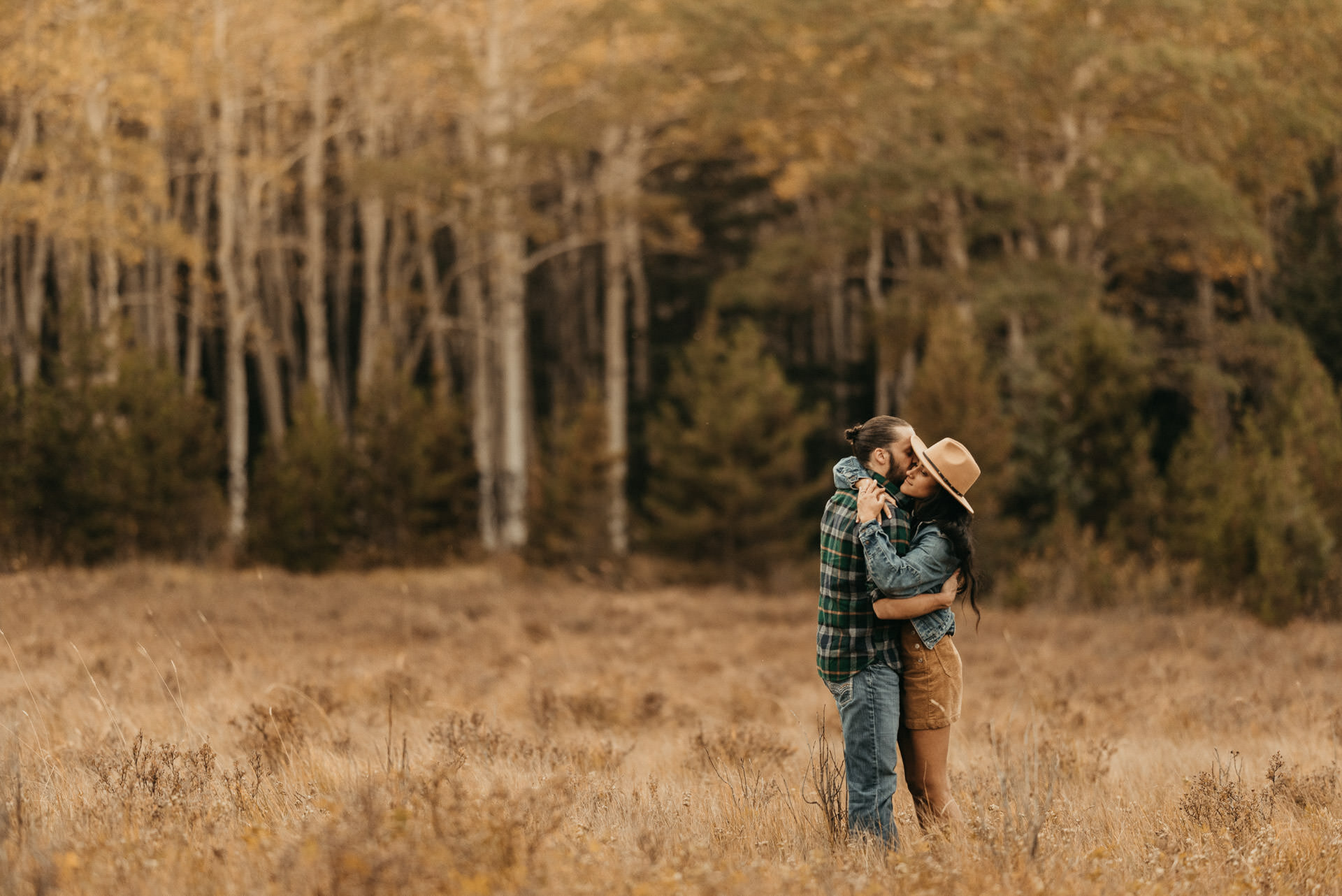 Evergreen-colorado-fall-aspen-woodsy-squaw-mountain-proposal-engagement-photography