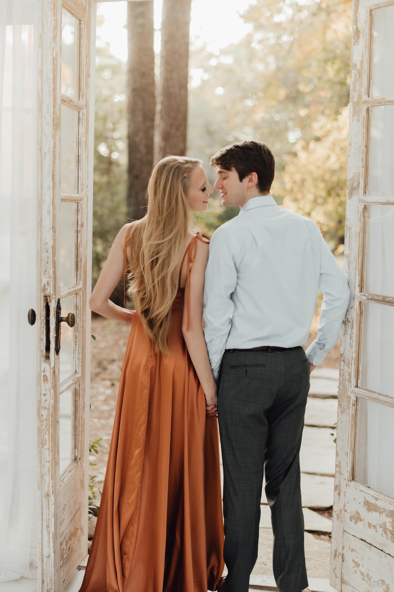 oak-atelier-studio-space-in-the-woods-willow-greenhouse-glass-house-engagement-photography