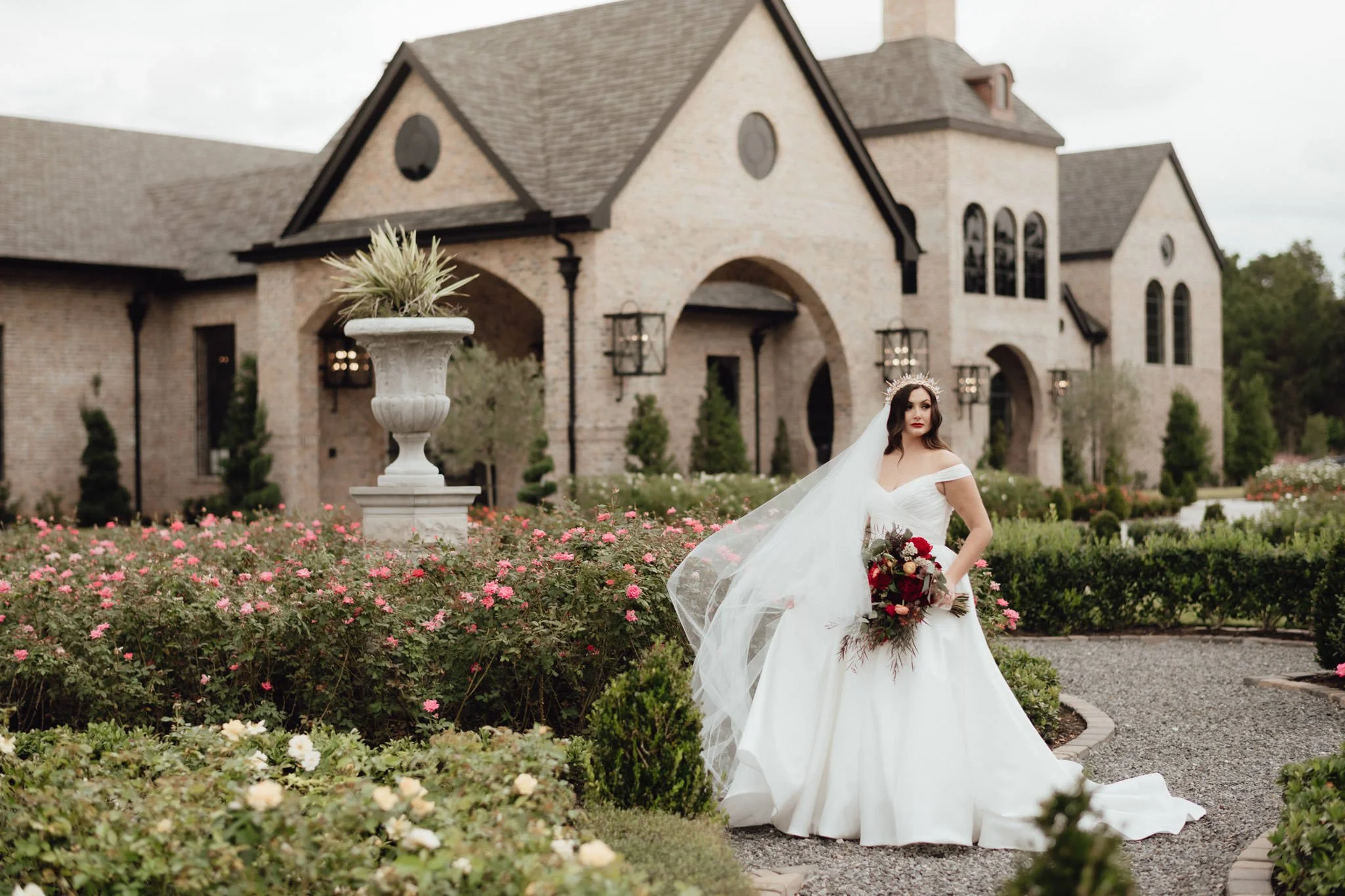 laura-iron-manor-bridal-sm-24.JPG