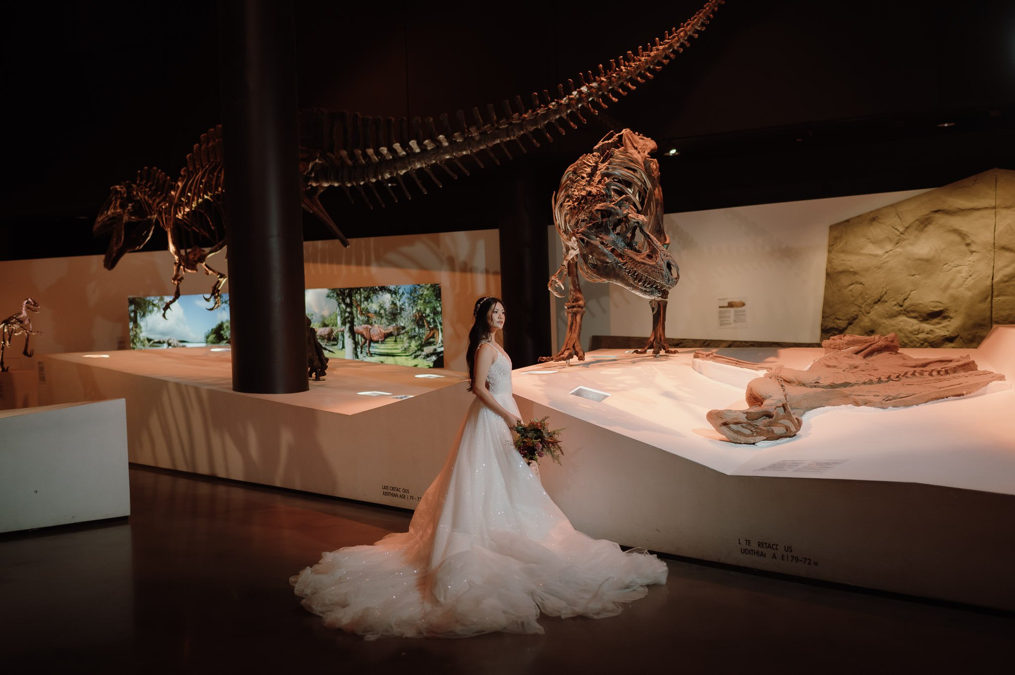 tiffany-bridal-houston-museum-natural-science-sm-14.jpg