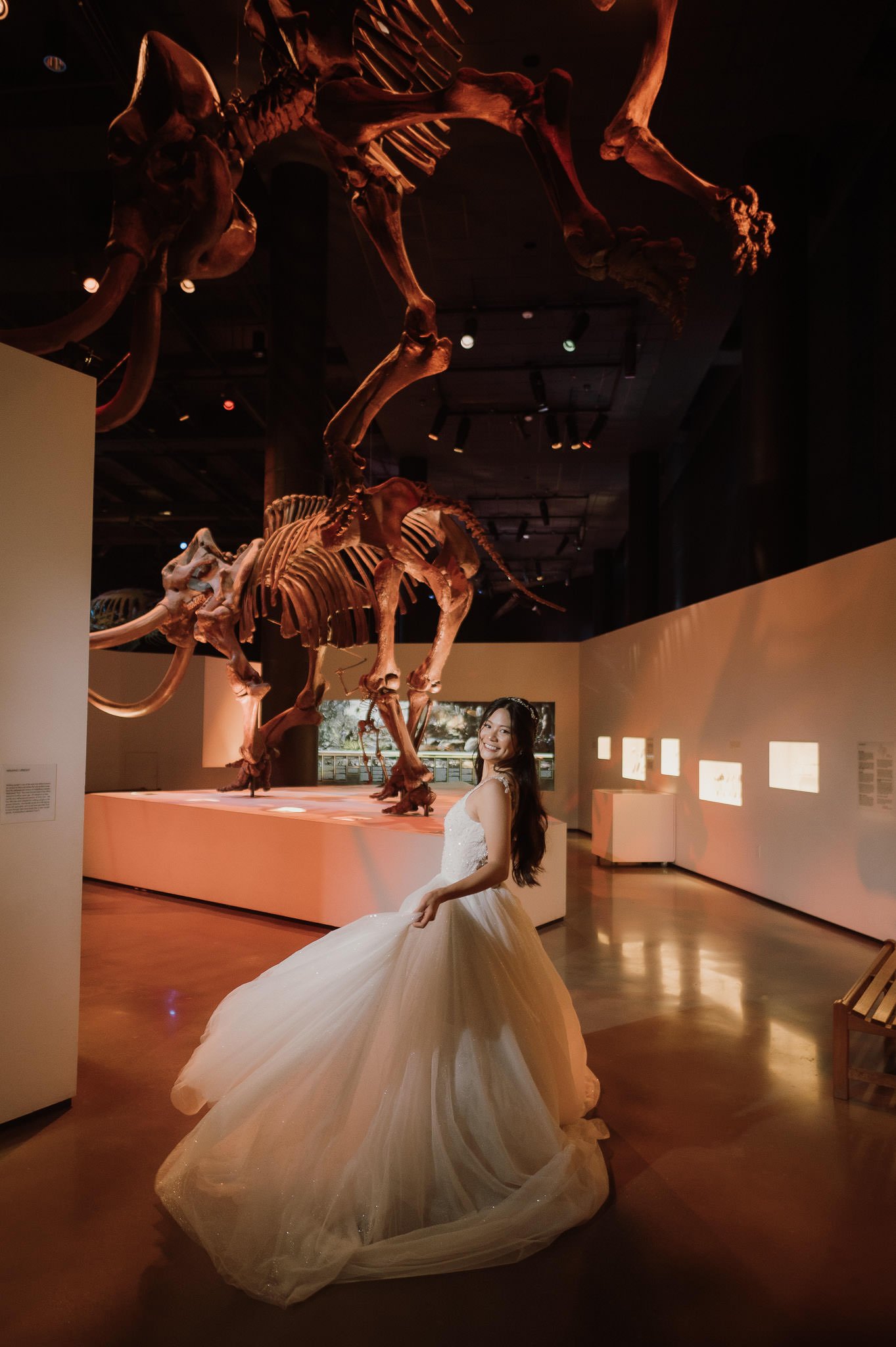 tiffany-bridal-houston-museum-natural-science-sm-19.jpg