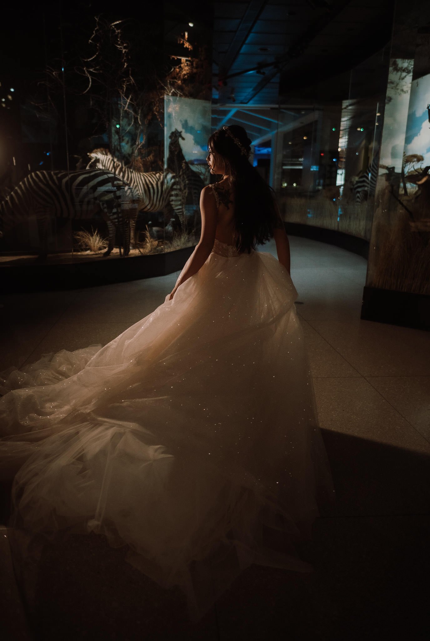 tiffany-bridal-houston-museum-natural-science-sm-28.jpg